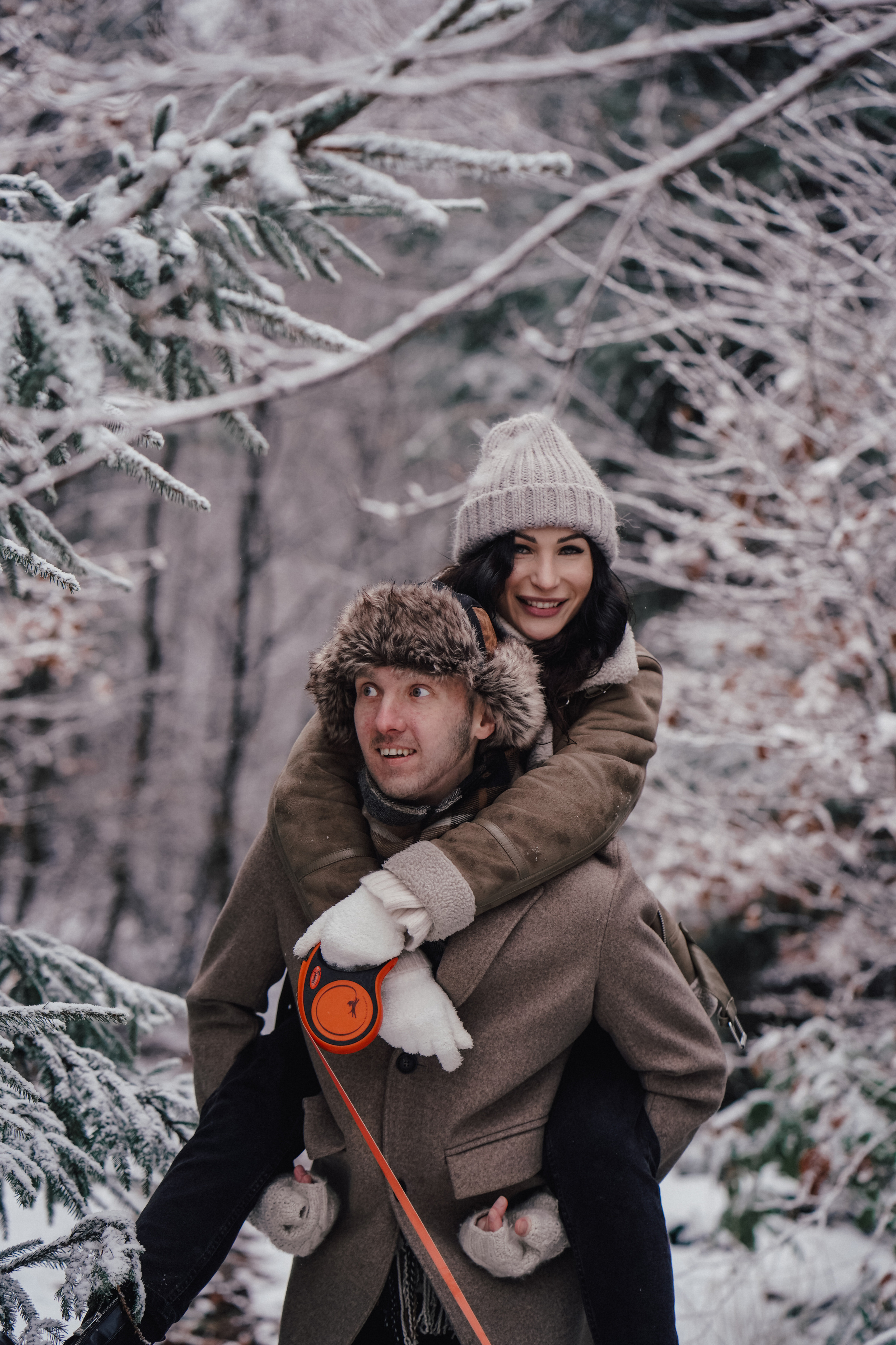 Katja, Egor und fluffiger Filyusha. Familien, Lifestyle und Portrait Fotografin in Trier, Luxembourg