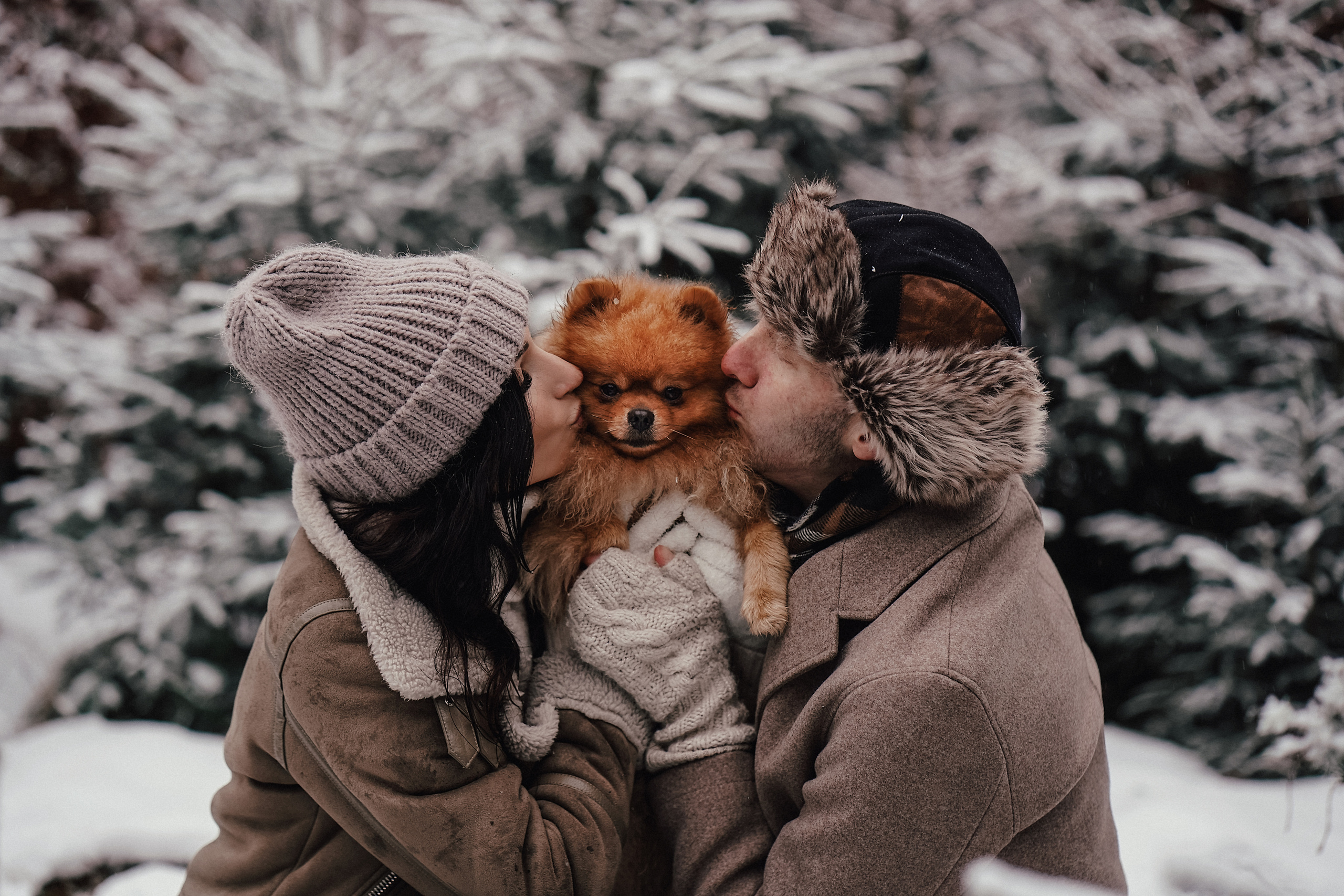 Katja, Egor und fluffiger Filyusha. Familien, Lifestyle und Portrait Fotografin in Trier, Luxembourg