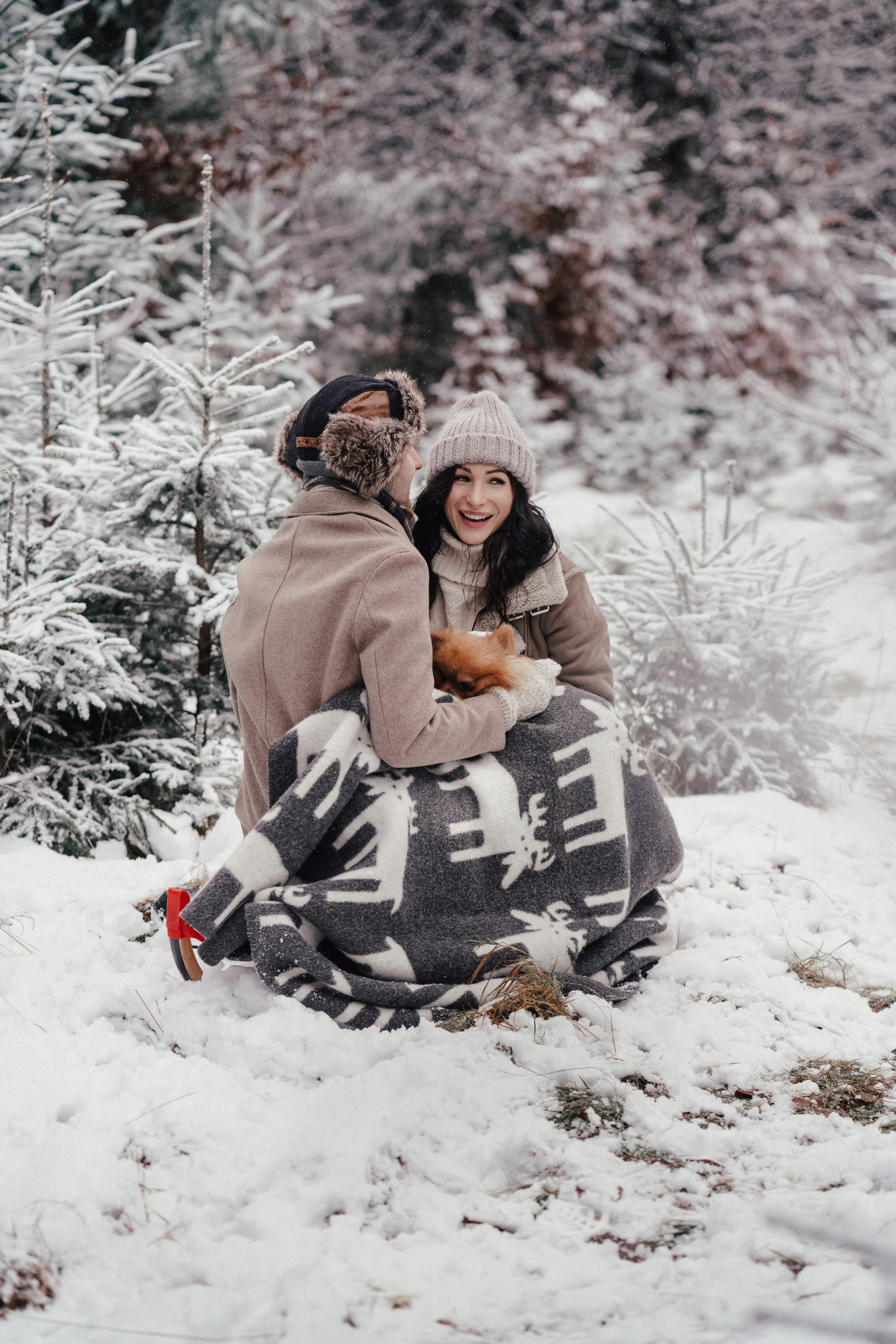 Katja, Egor und fluffiger Filyusha. Familien, Lifestyle und Portrait Fotografin in Trier, Luxembourg