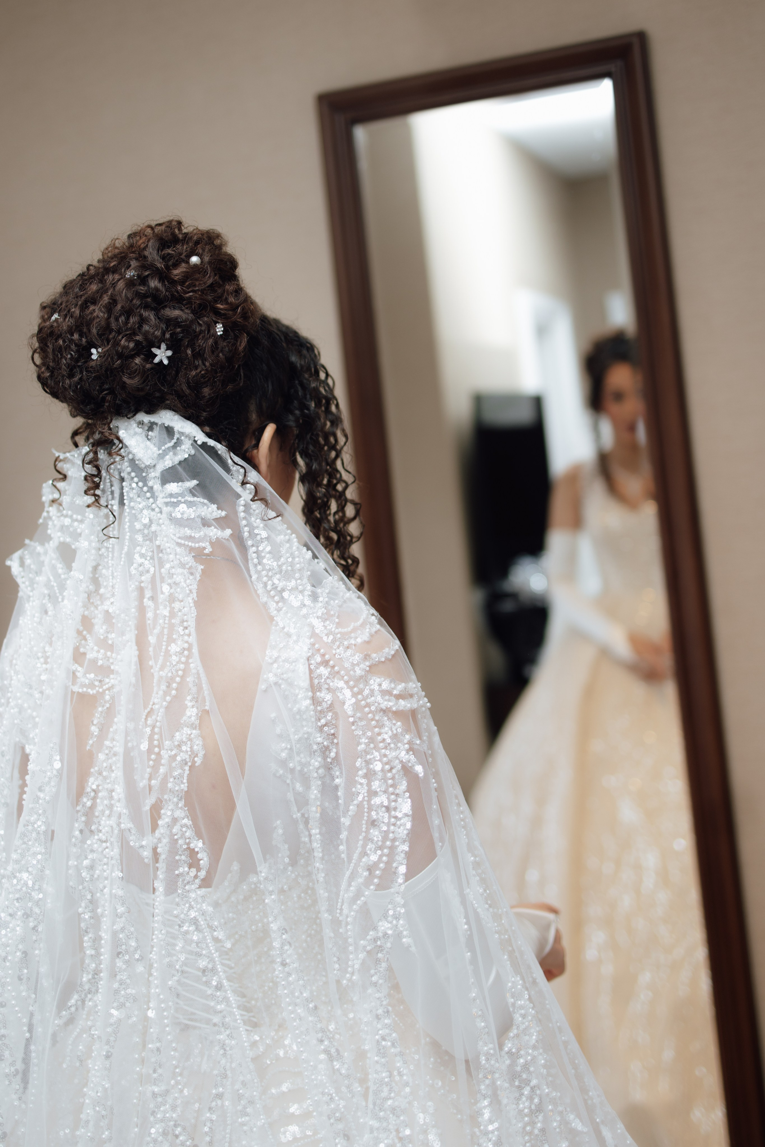 Elegant Wedding Photo Gallery. Timeless Wedding & Events Photography. Based in London, working across Europe