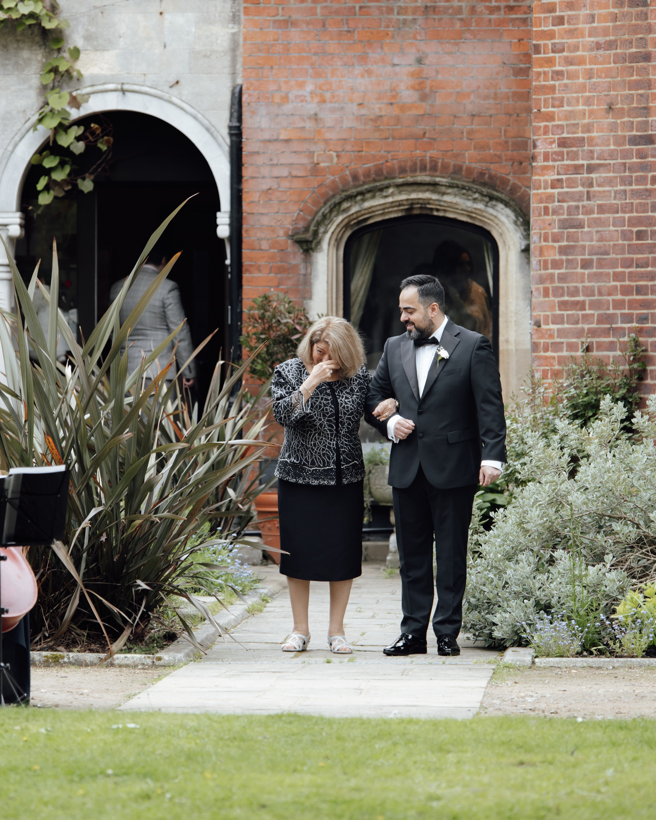 Elegant Wedding Photo Gallery. Timeless Wedding & Events Photography. Based in London, working across Europe