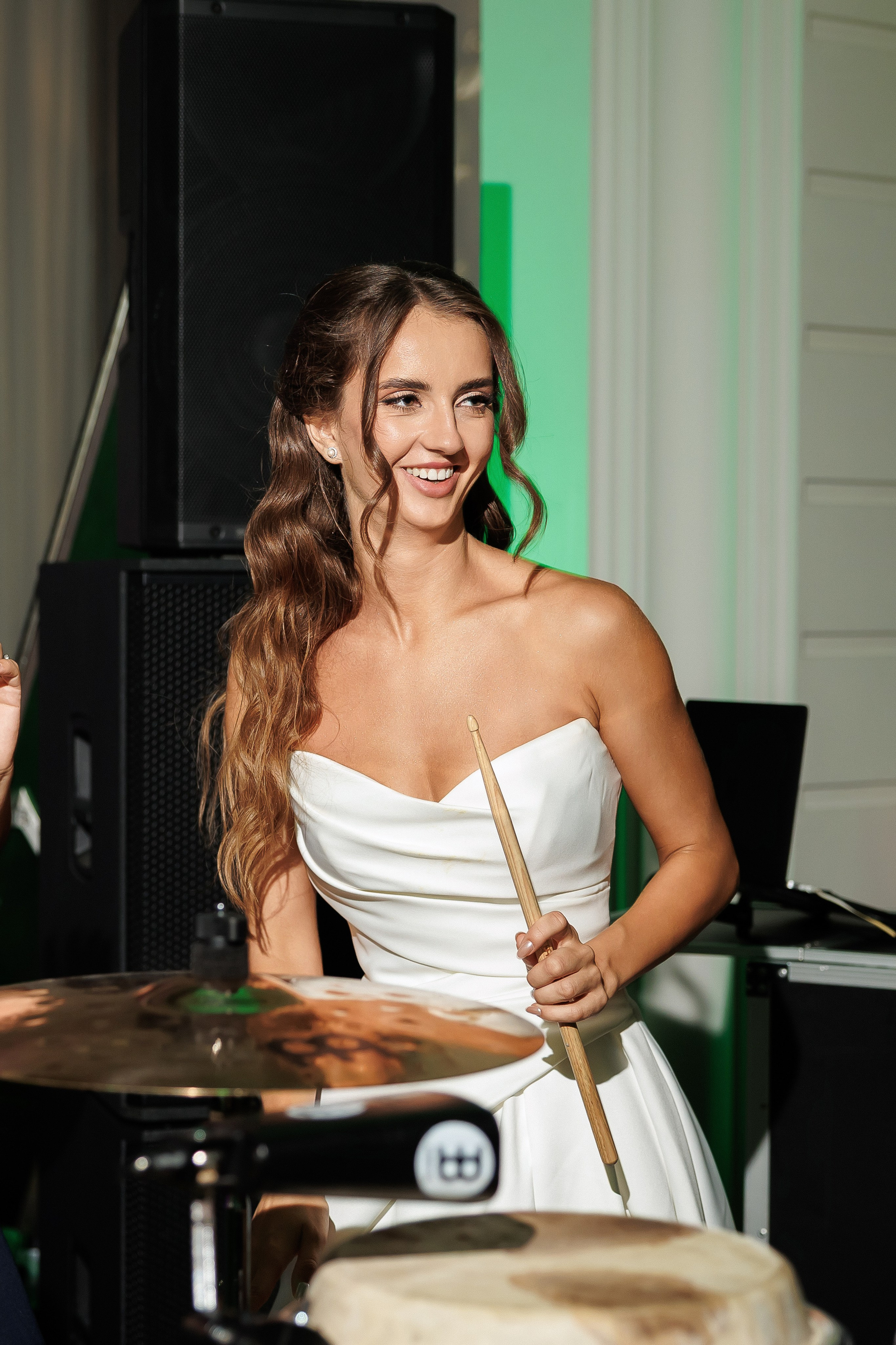 Eugen & Livia — Grand Elysee — Wedding Day. Servicii Foto și Video 067188353