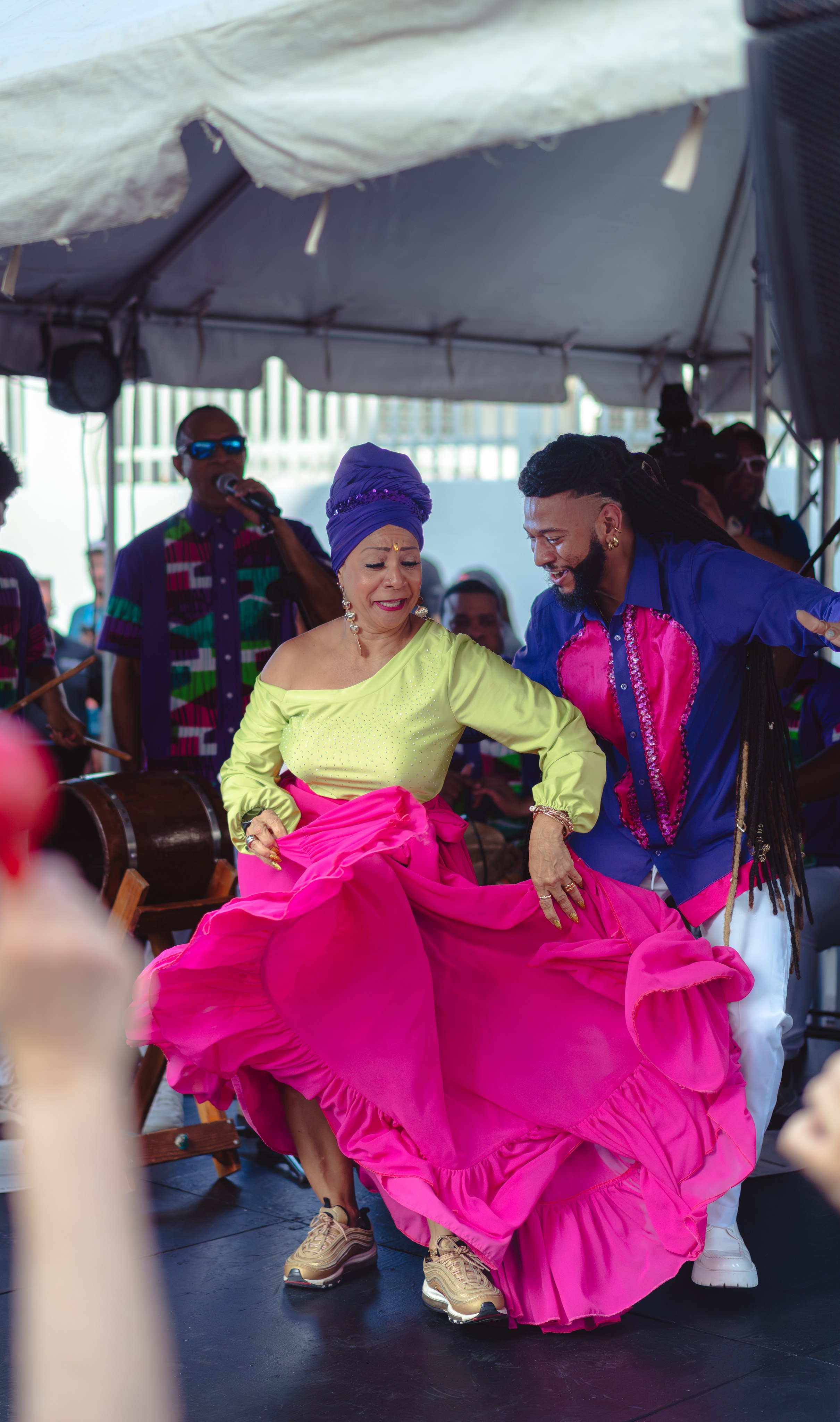 Natural Light. Manny Cruzado Photography