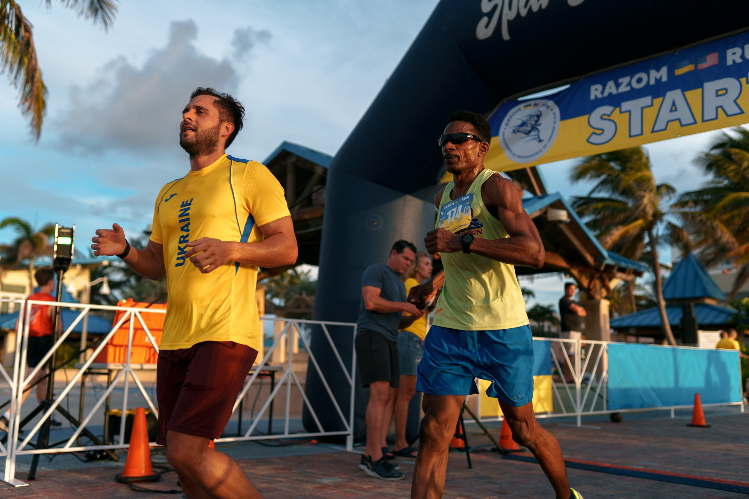 RAZOM RUN. ФОТОГРАФ ФЛОРИДА МАЙАМИ