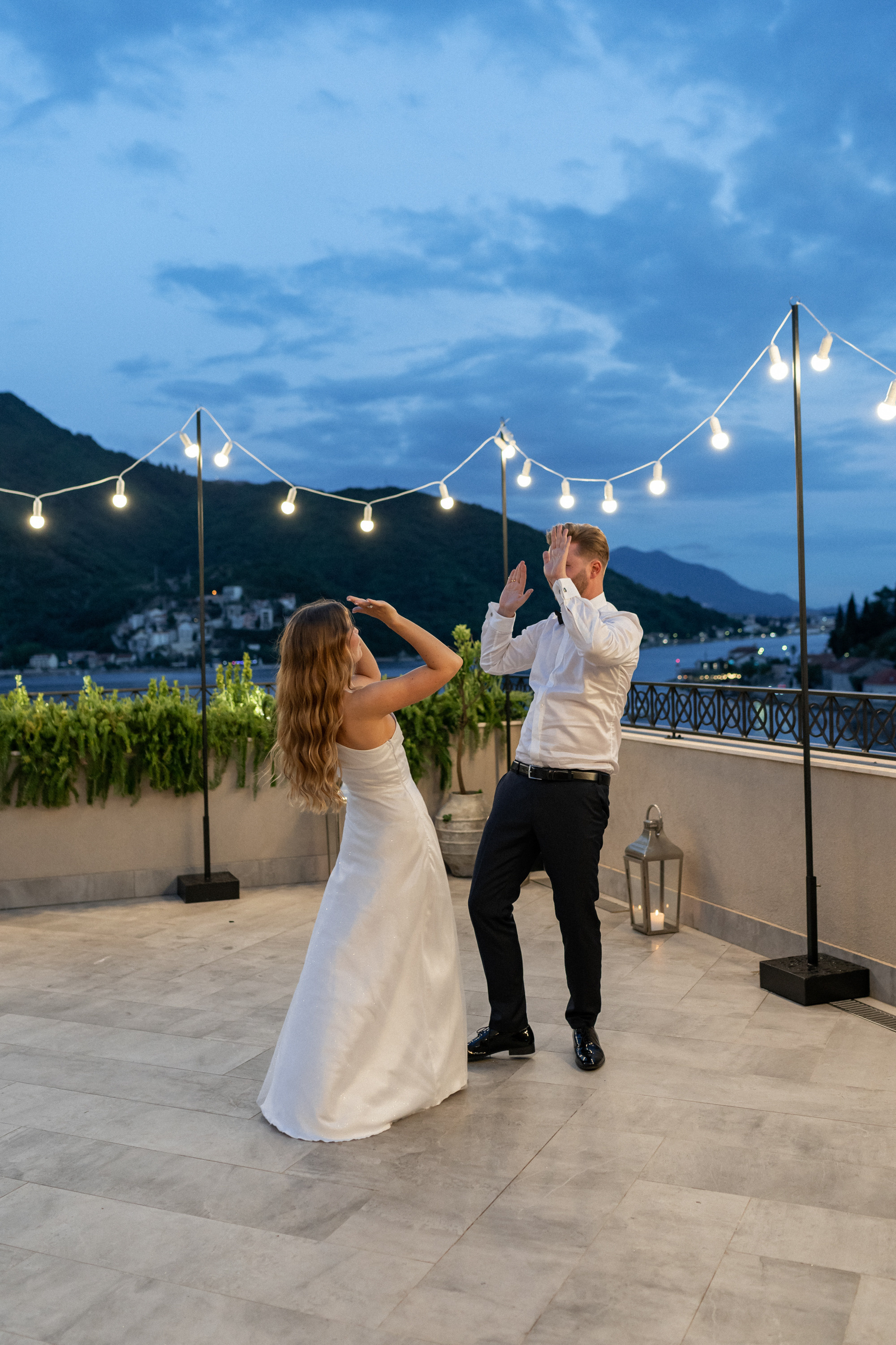 Свадьба в Черногории — Отель Caza Del Mare и фейерверк у моря