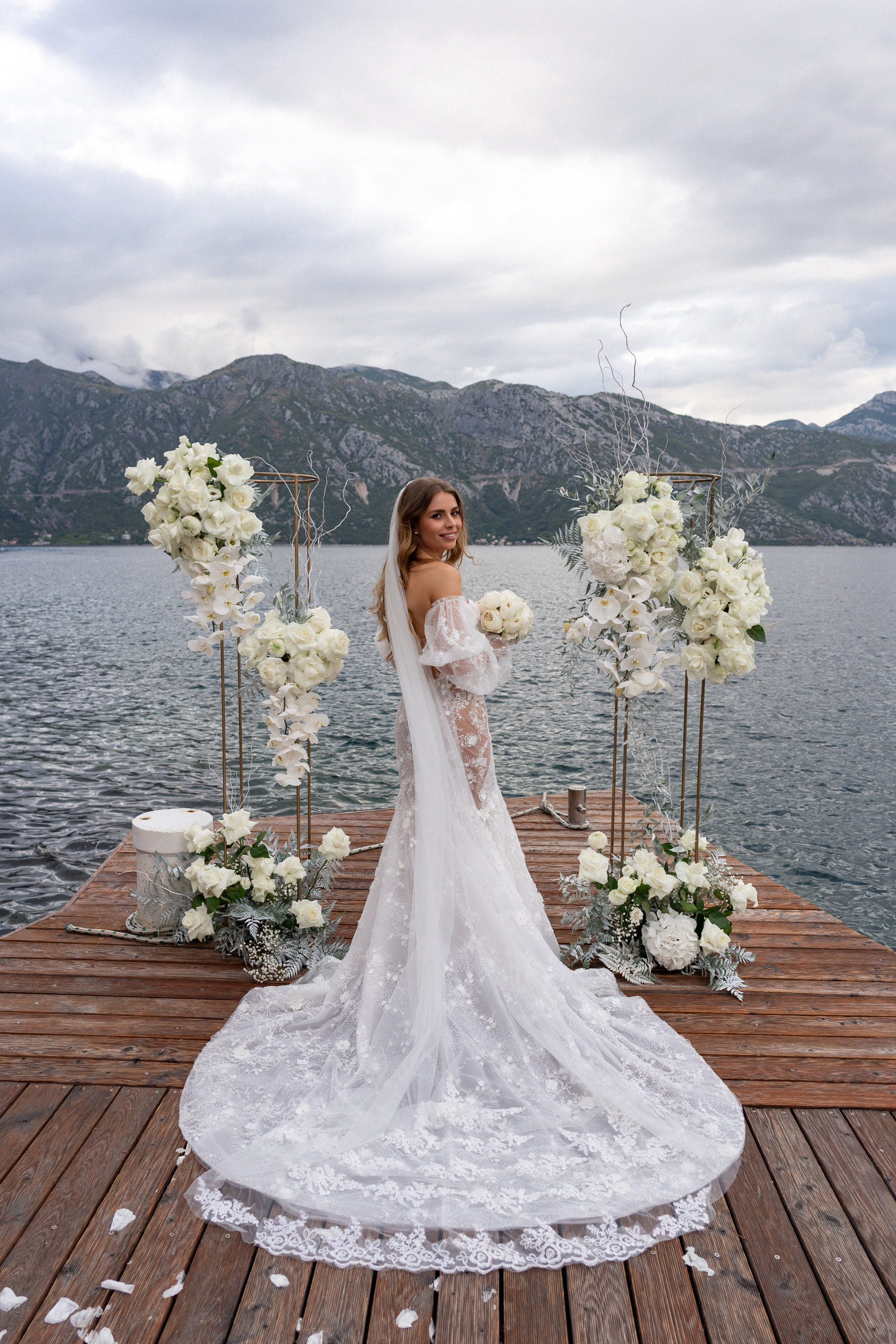 Свадьба в Черногории — Отель Caza Del Mare и фейерверк у моря