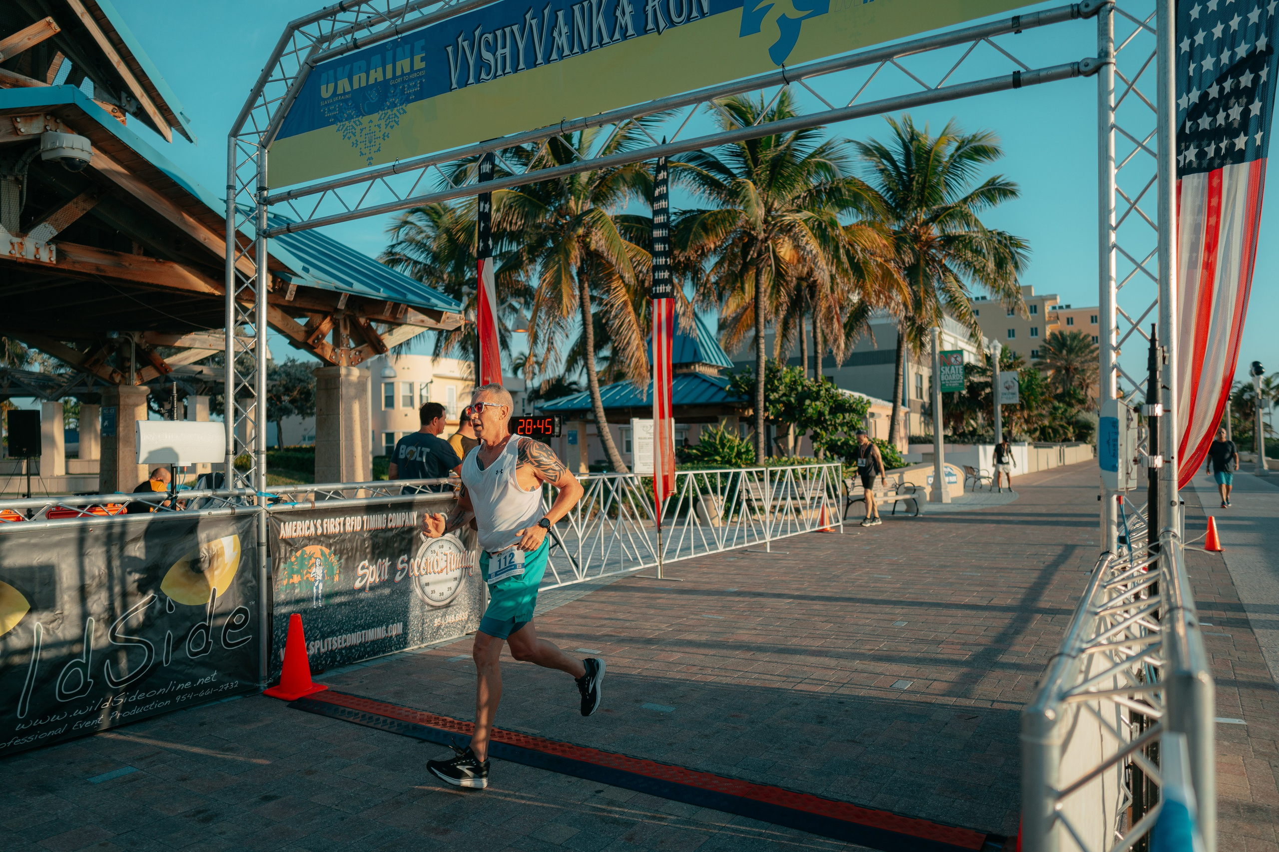 VYSHYVANKA RUN. ФОТОГРАФ ФЛОРИДА МАЙАМИ