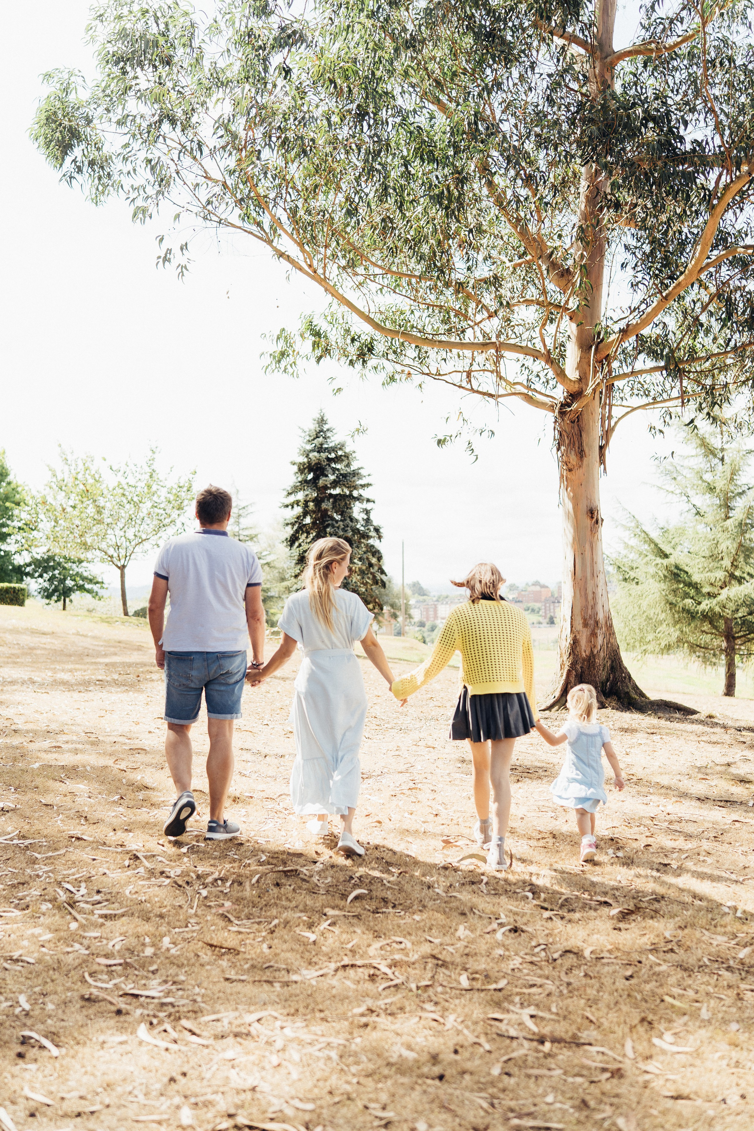 Маша, Максим, Эвелина, Эмилия. Family photographer in Oviedo — Yana Razina