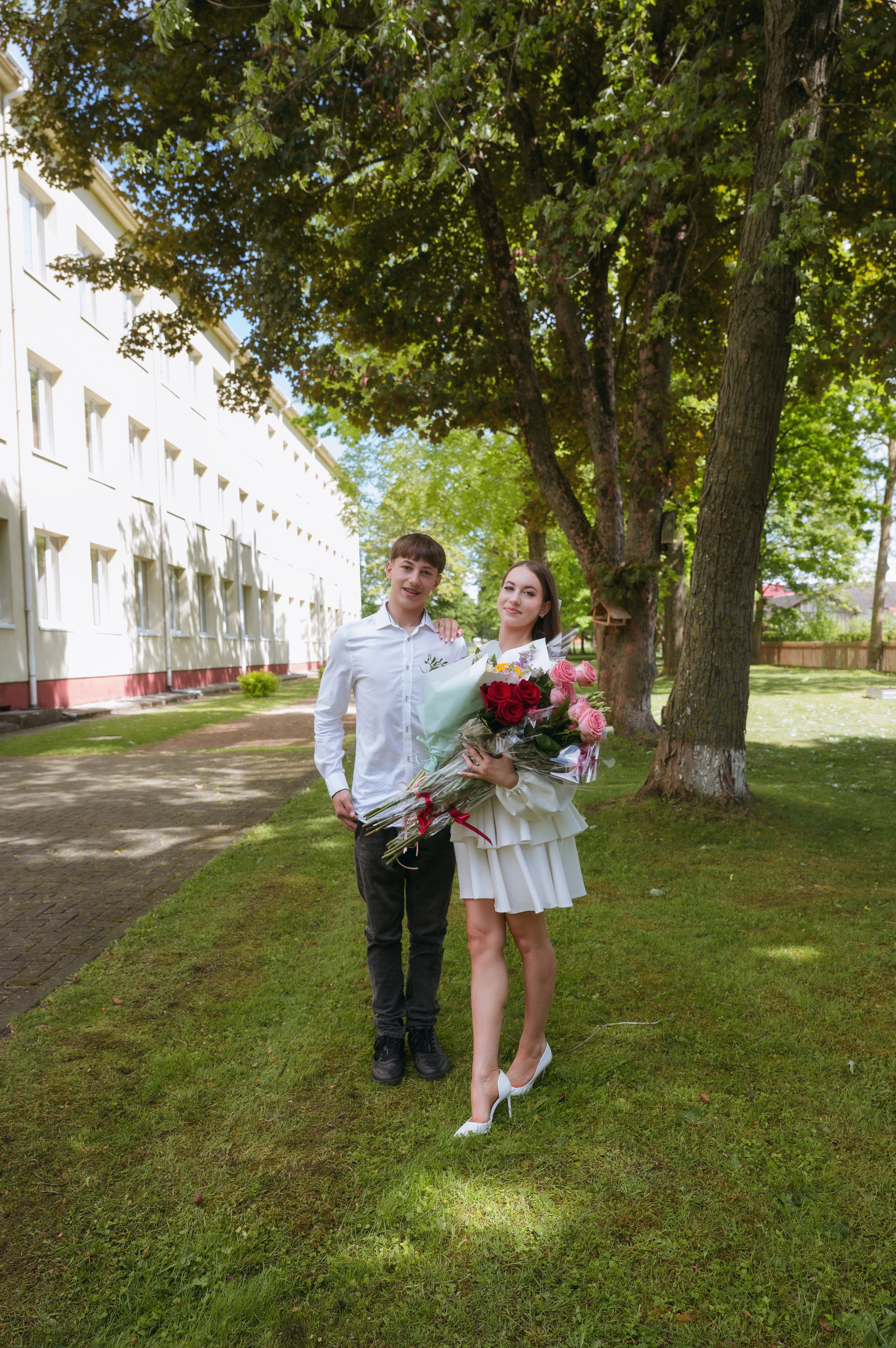Paskutinis skambutis Joniškėlyje. Vestuvių fotografė Santa Jonuškė | Šiaulių apskritis, Panevėžio apskritis ir visa Lietuva
