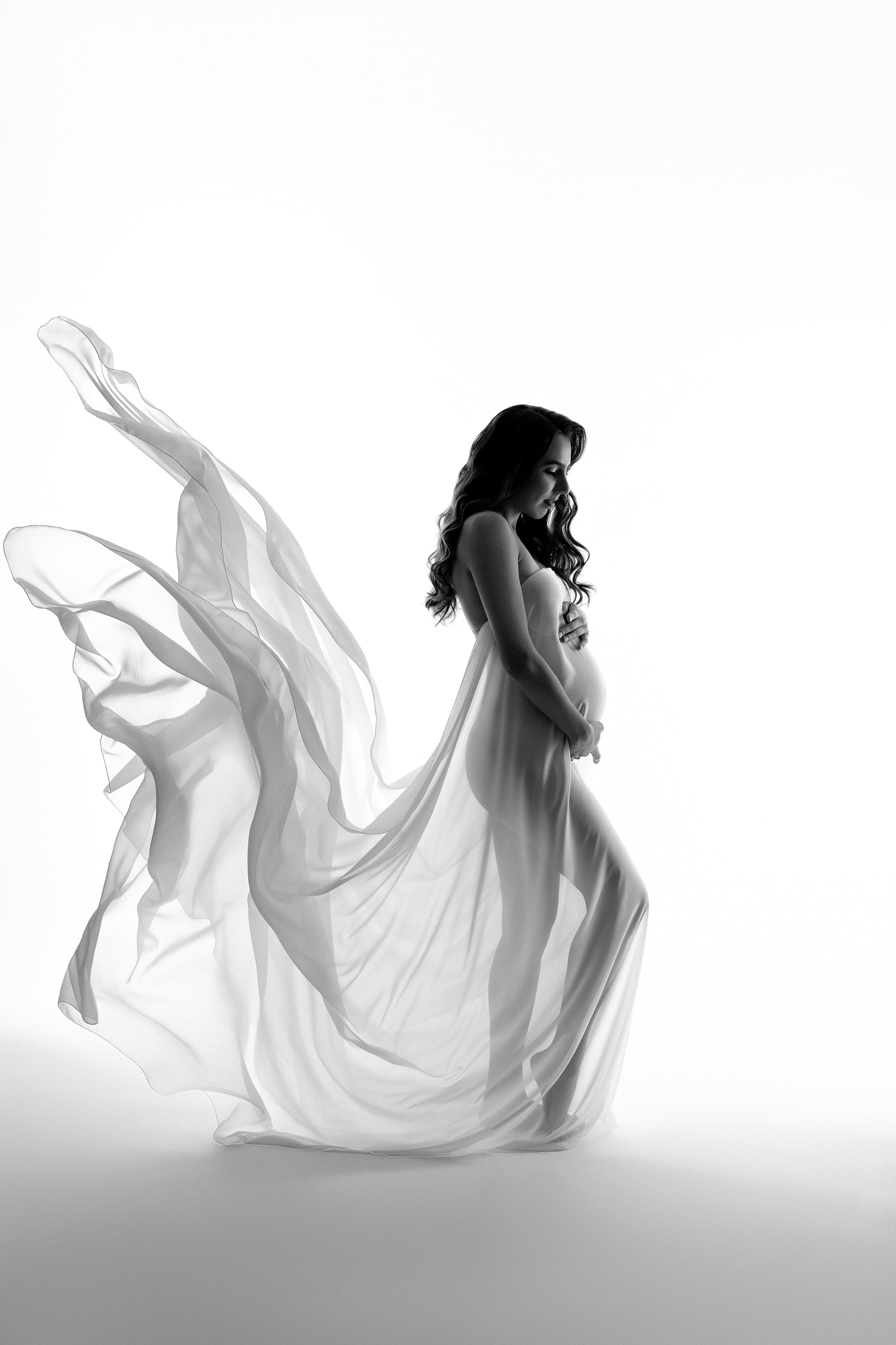 Babybauch. Neugeborene- Schwangerschaft- und Kinder Fotografin in Lehre