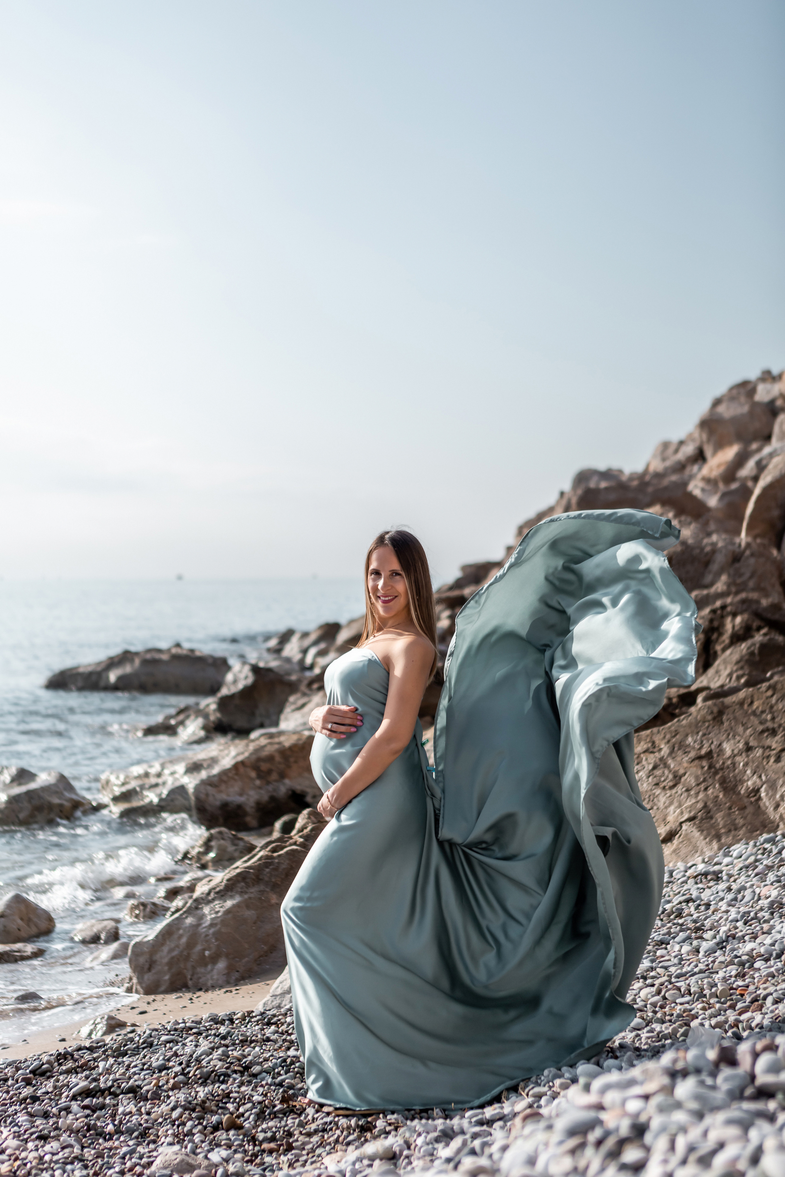 Фотосессия беременности на берегу моря. Фотограф в Анталии, Кемере и Белеке