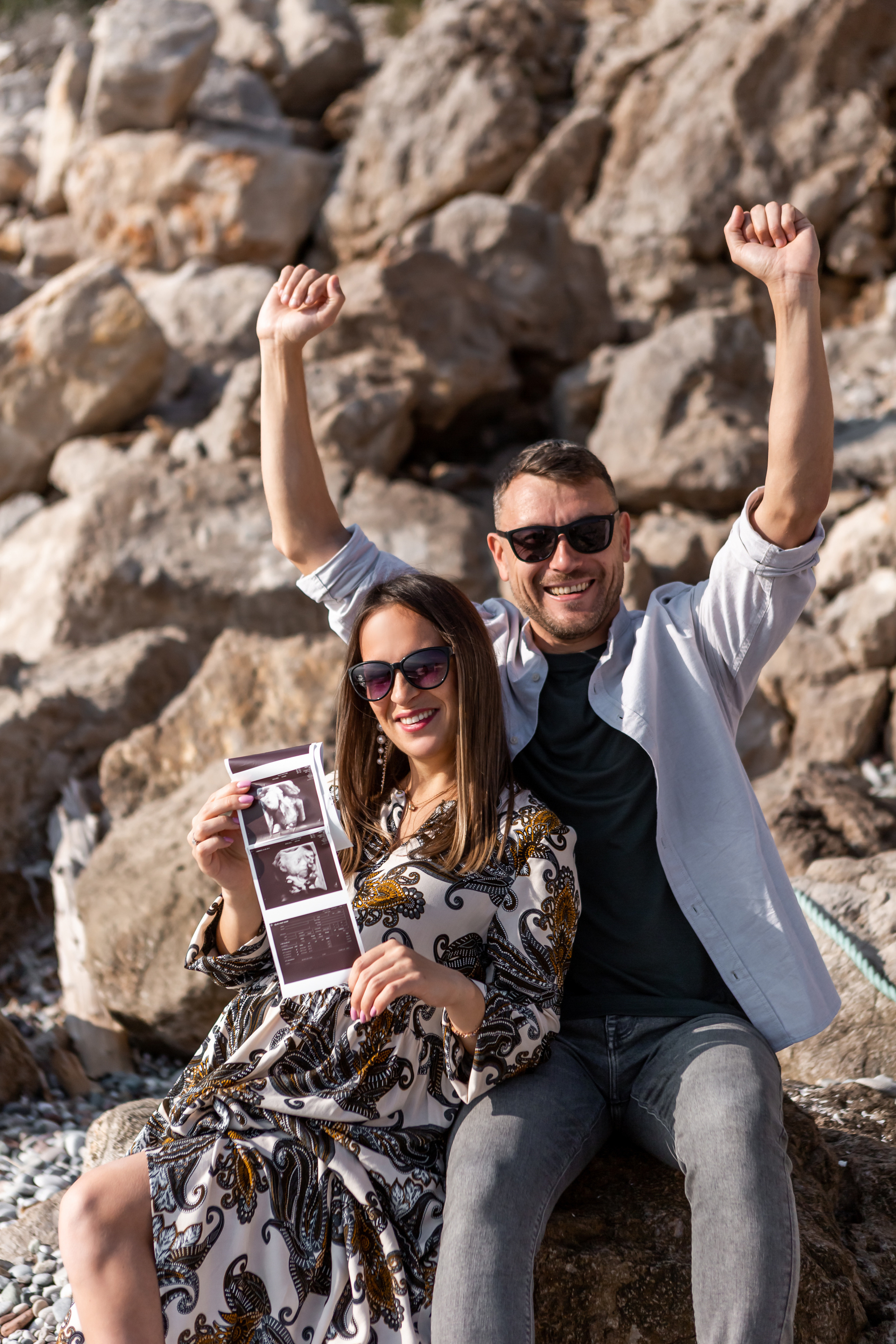 Фотосессия беременности на берегу моря. Фотограф в Анталии, Кемере и Белеке