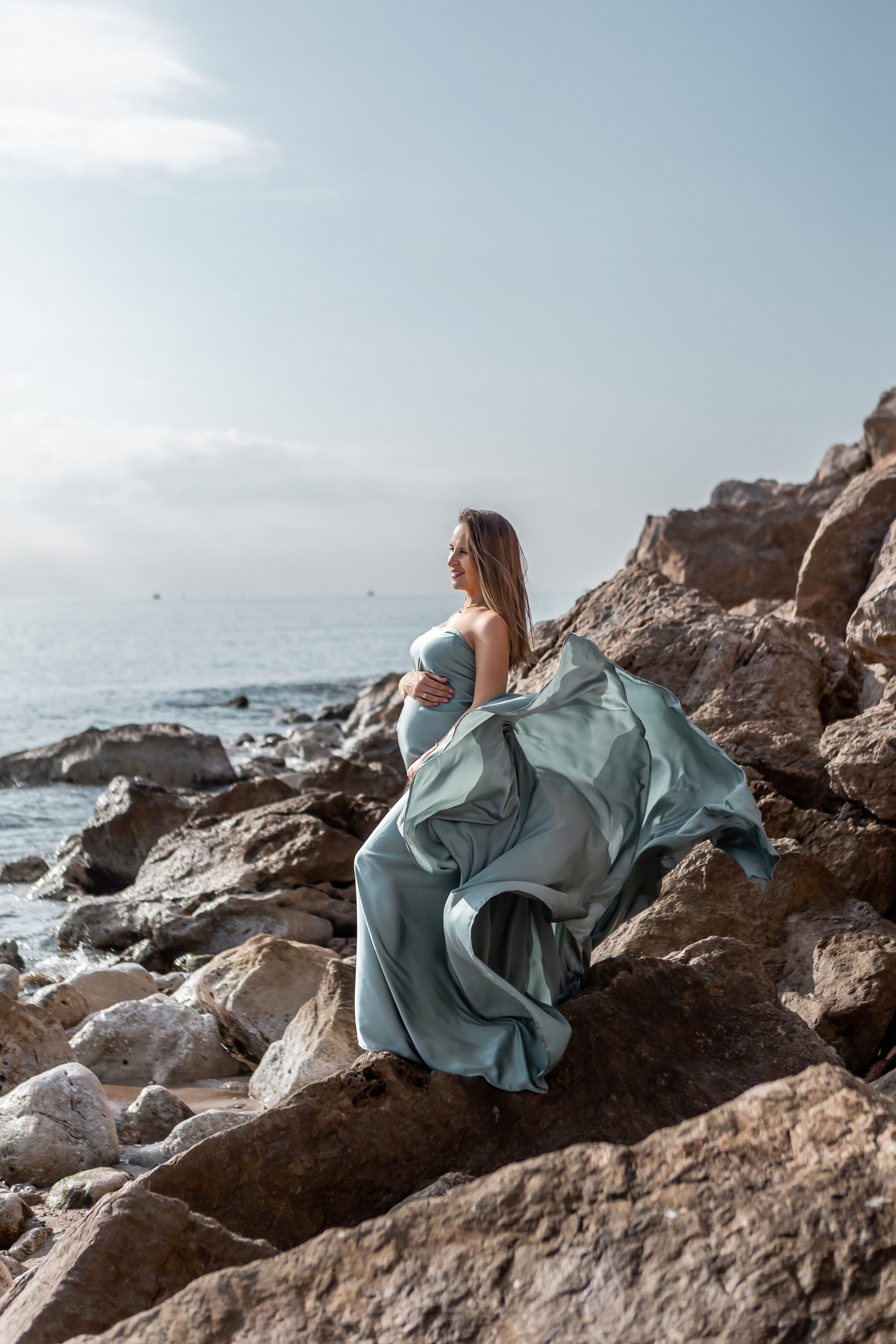 Фотосессия беременности на берегу моря. Фотограф в Анталии, Кемере и Белеке