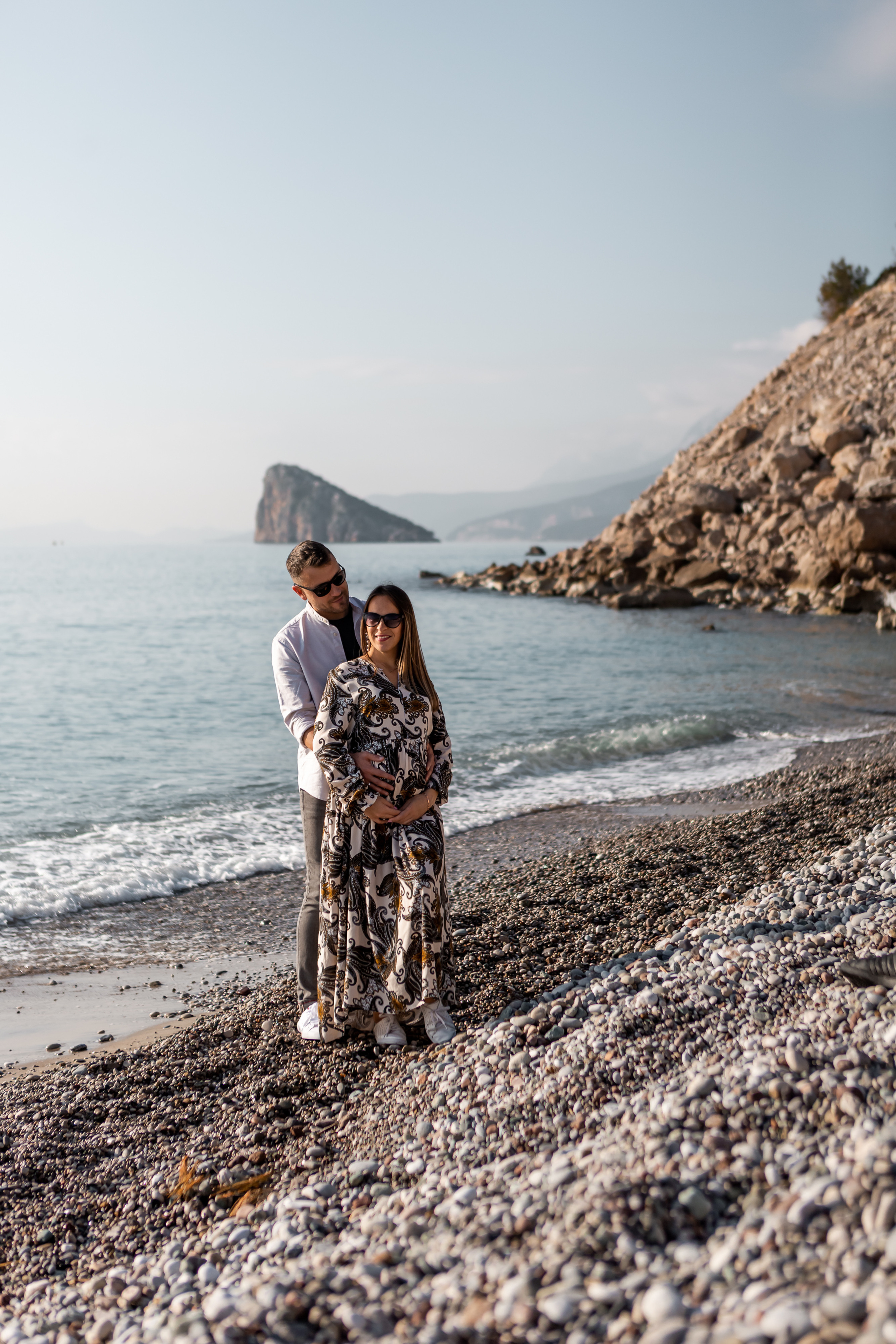 Фотосессия беременности на берегу моря. Фотограф в Анталии, Кемере и Белеке