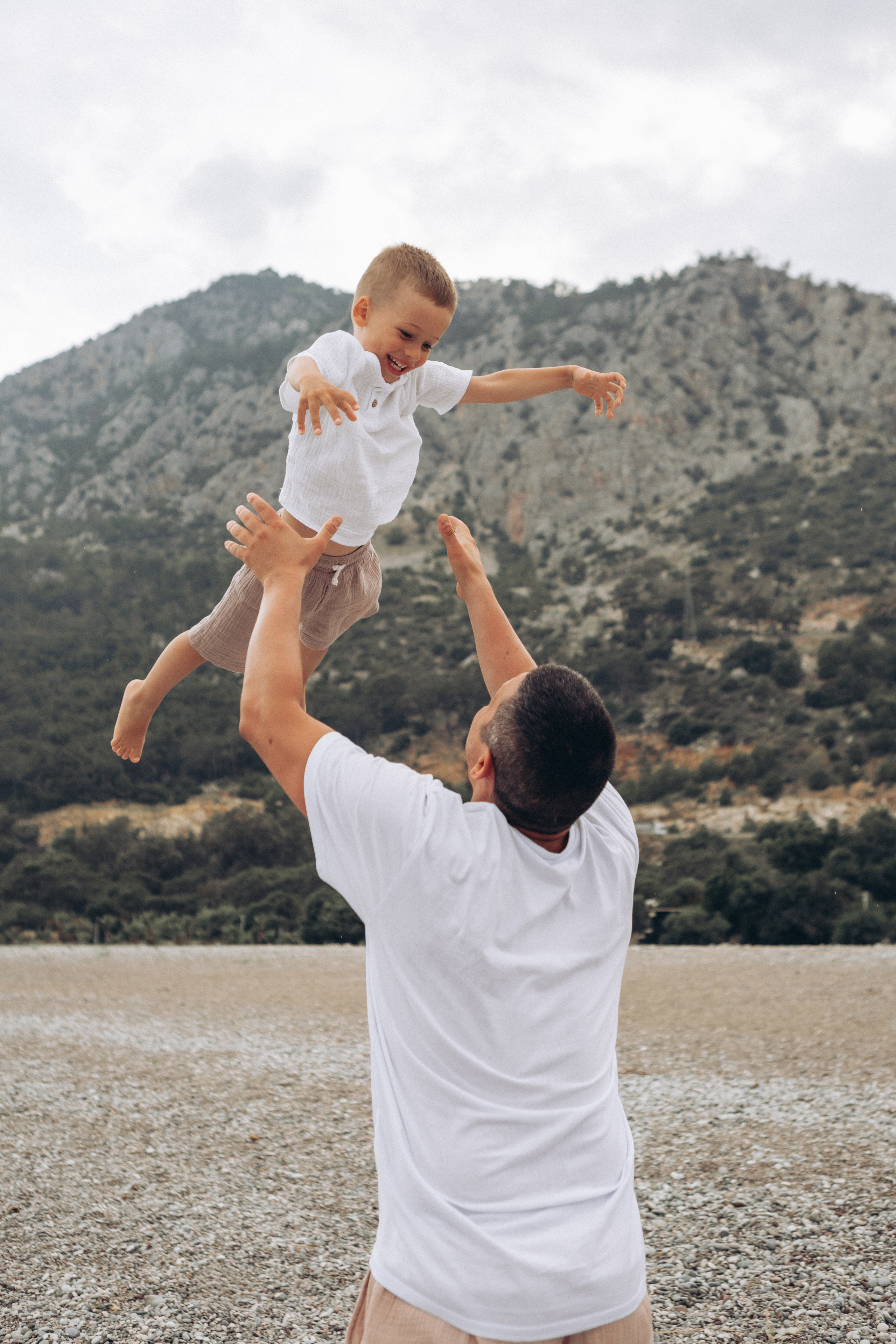 Семейная фотосессия на море. Фотограф в Анталии, Кемере и Белеке