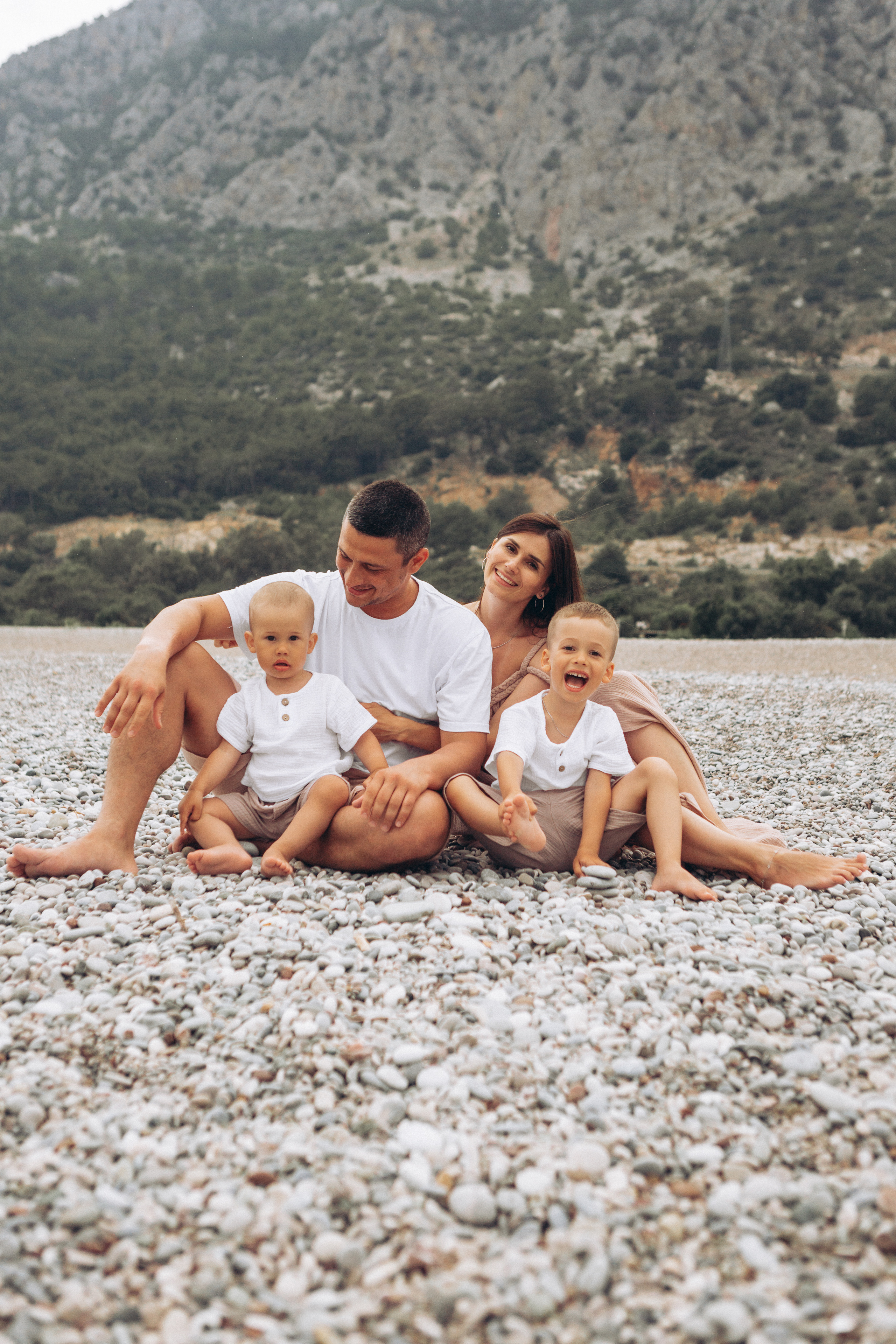 Семейная фотосессия на море. Фотограф в Анталии, Кемере и Белеке