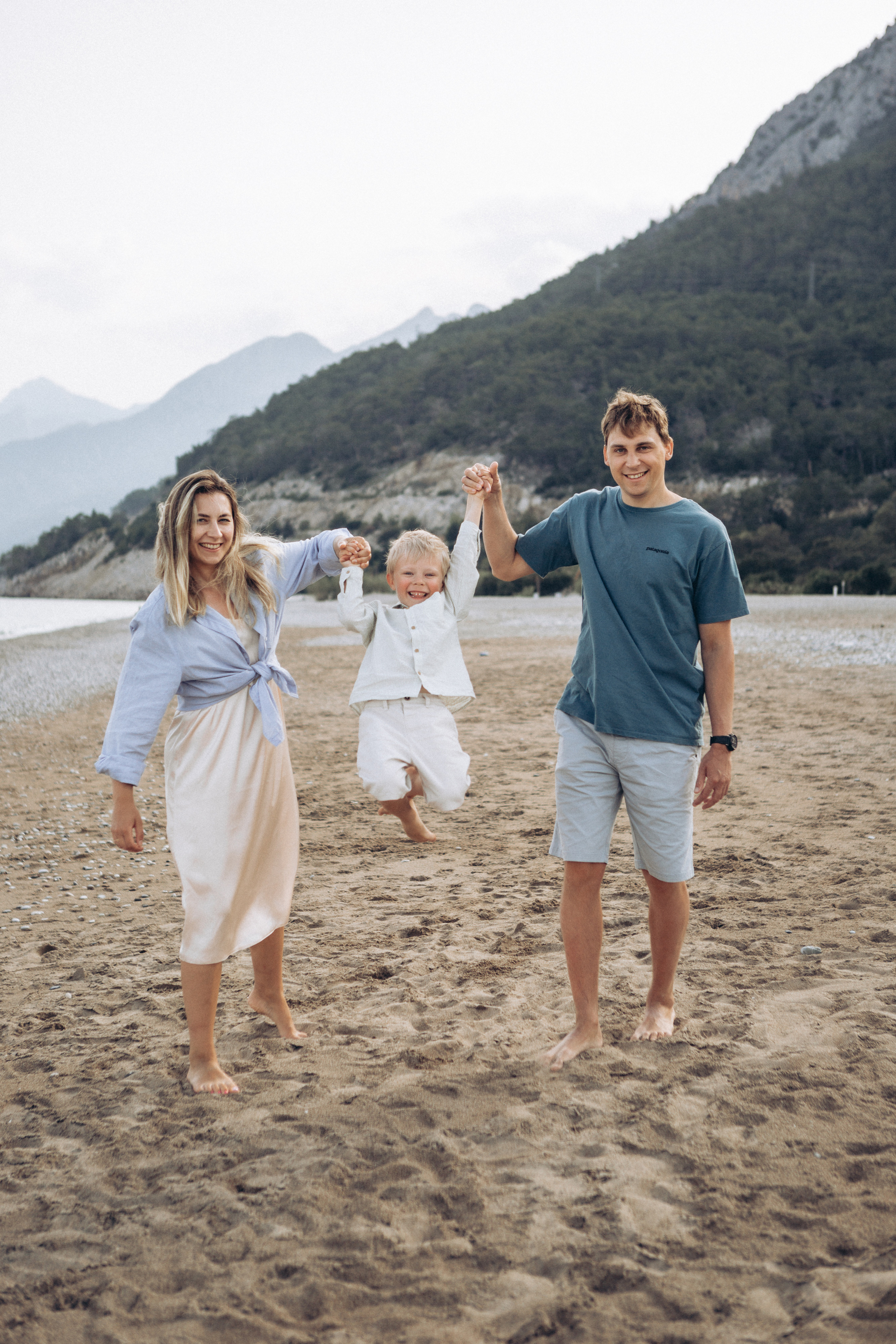 Лайф стайл семейная фотосессия. Фотограф в Анталии, Кемере и Белеке