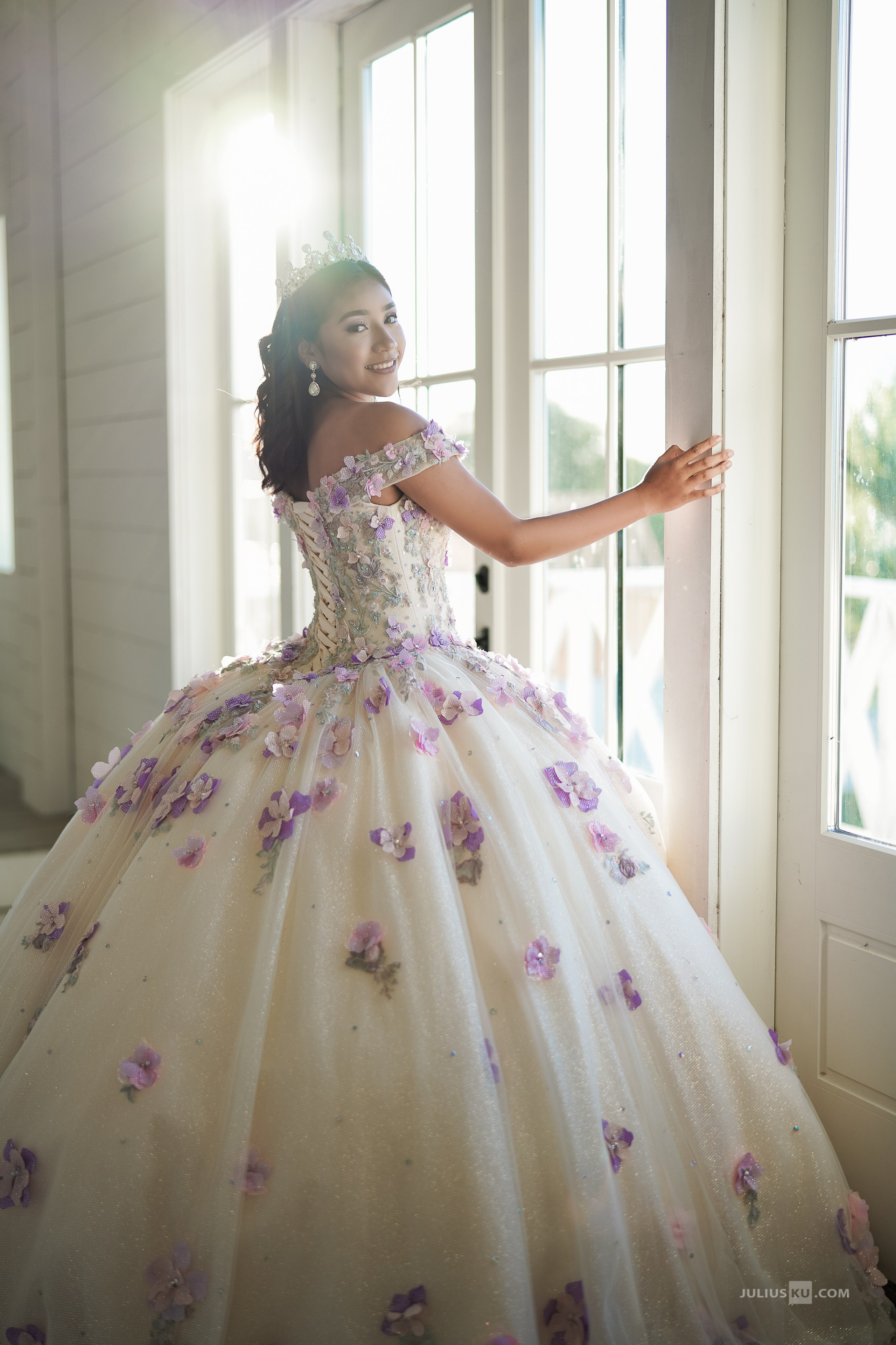 Family / Wedding / Quinceañeras. Main