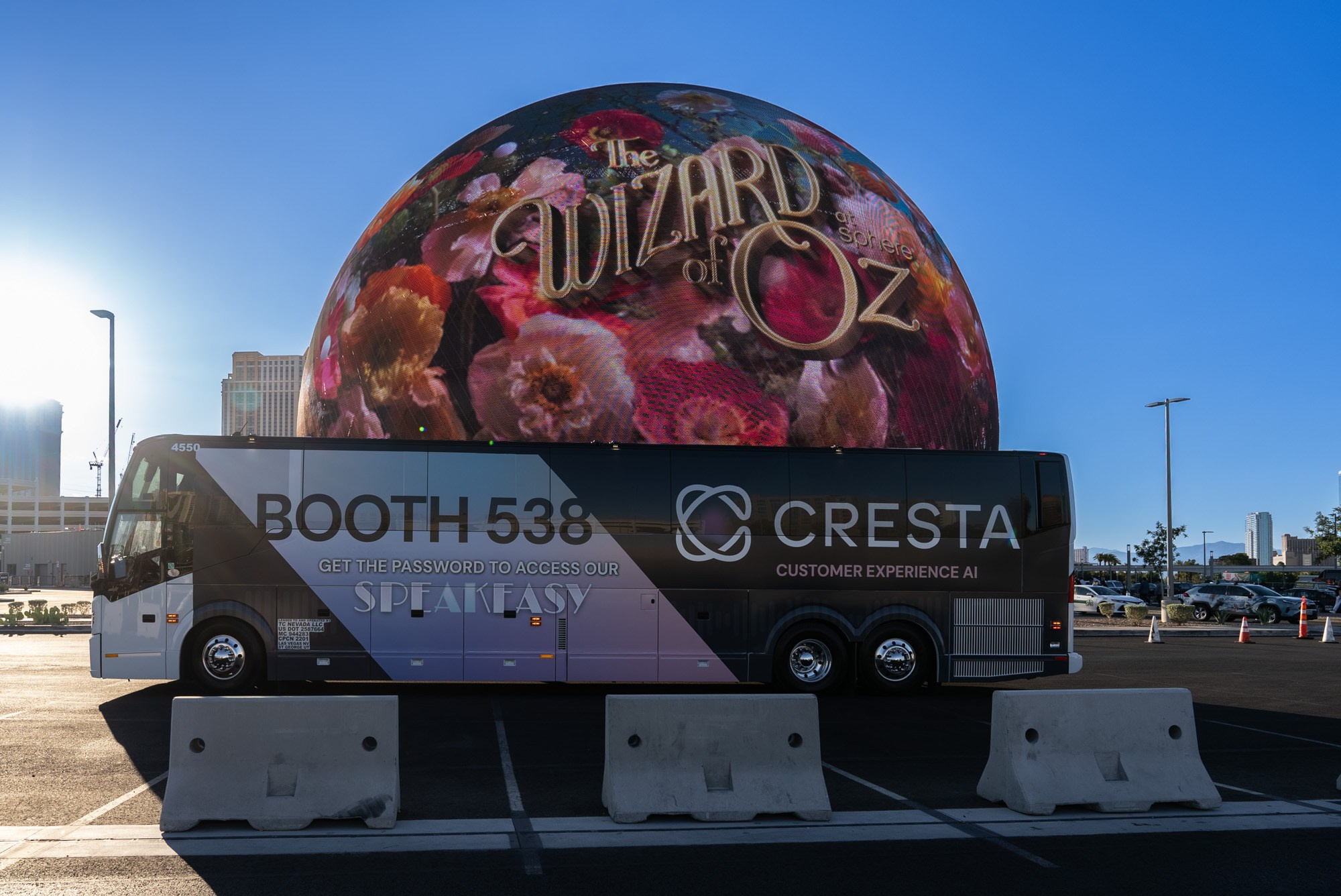 Customer Contact Week — Caesars Forum Las Vegas: Cresta (photos by Anna & Ksenia). Children’s and family photographer Anna Krasovitskaya