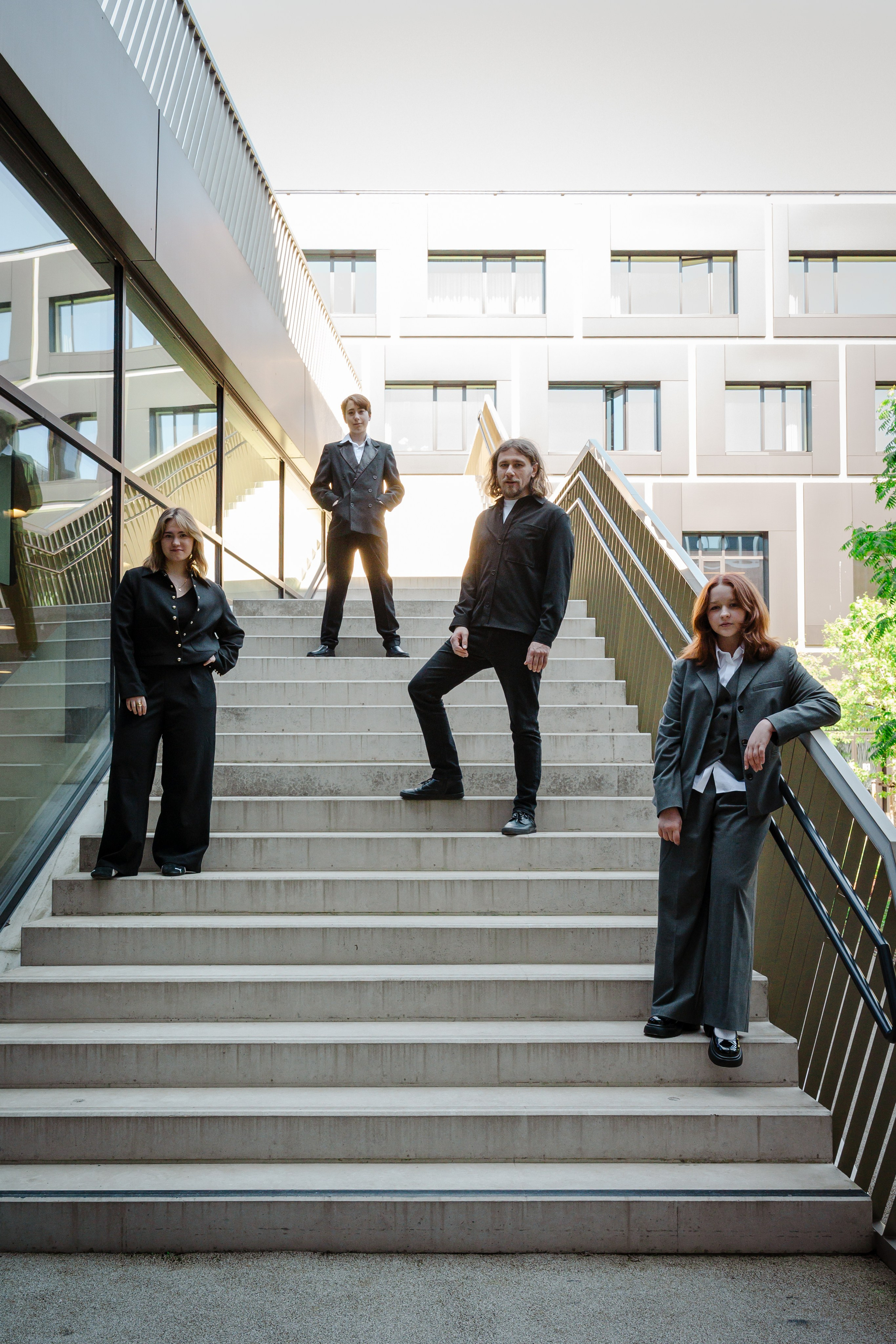 „Ettevaatust, teismelised!“ plakati loomine. Jelizaveta Gross - reportaaži- ja portreefotograaf Narvas