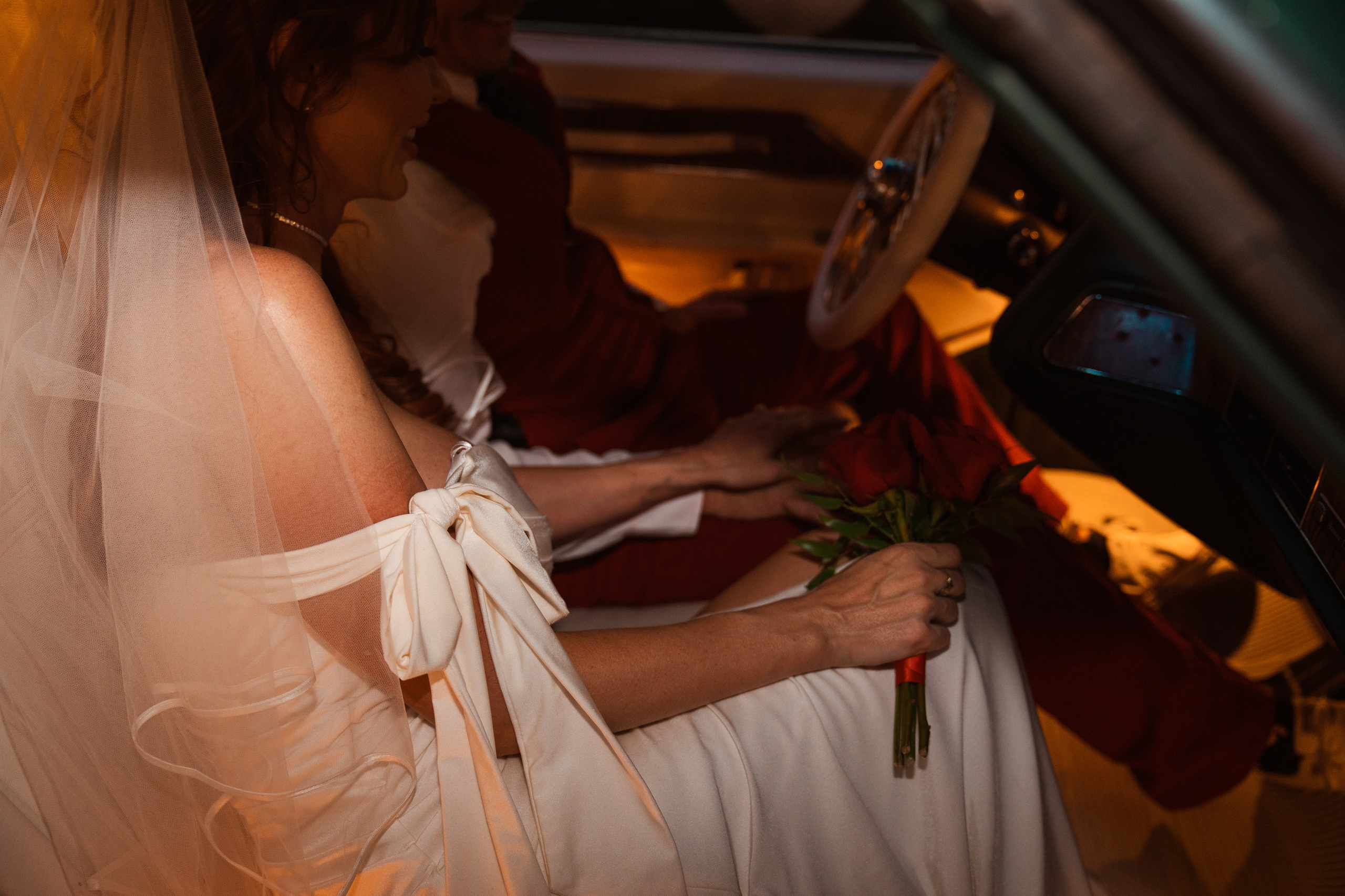 Rebecca&Todd. Wedding & elopement photographer Viktoriya Kravtsov. Las Vegas