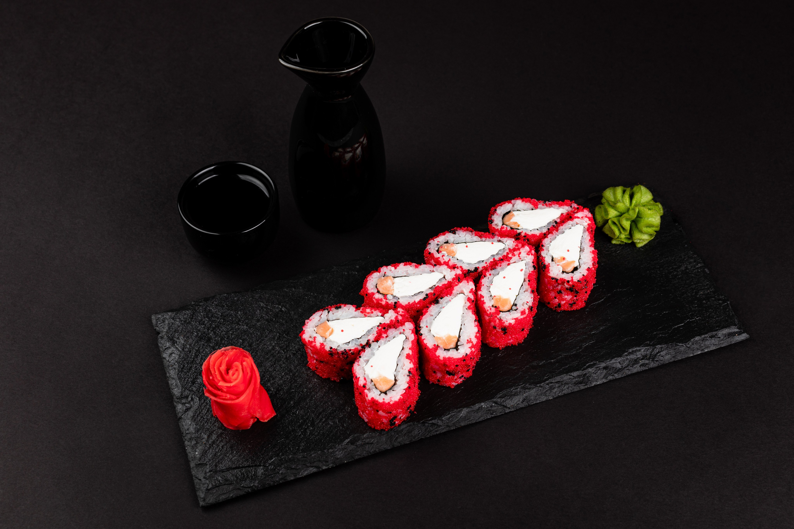 Tokyo Roll — фуд-фотосъёмка суши и роллов в Бишкеке. Фотограф в Бишкеке Оксана Шувалова