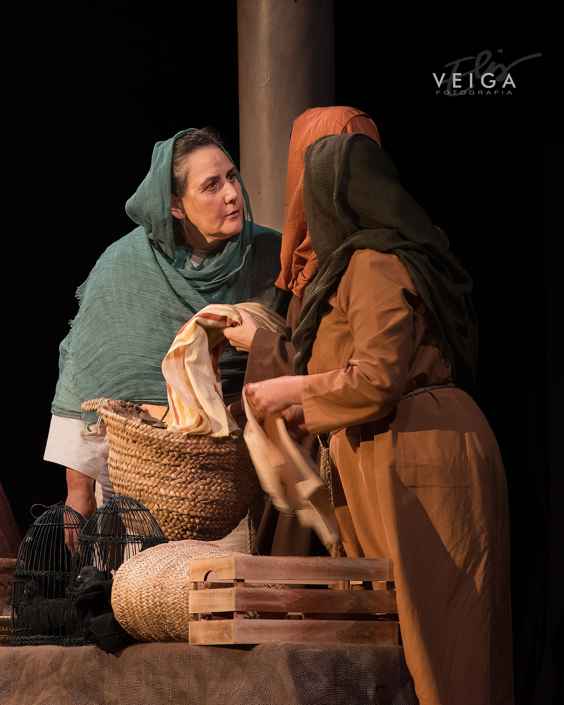 Mirar con el alma: ser fotógrafa en Pasión y Triunfo. Alcalá del Río, Sevilla, 2025. Elisveiga