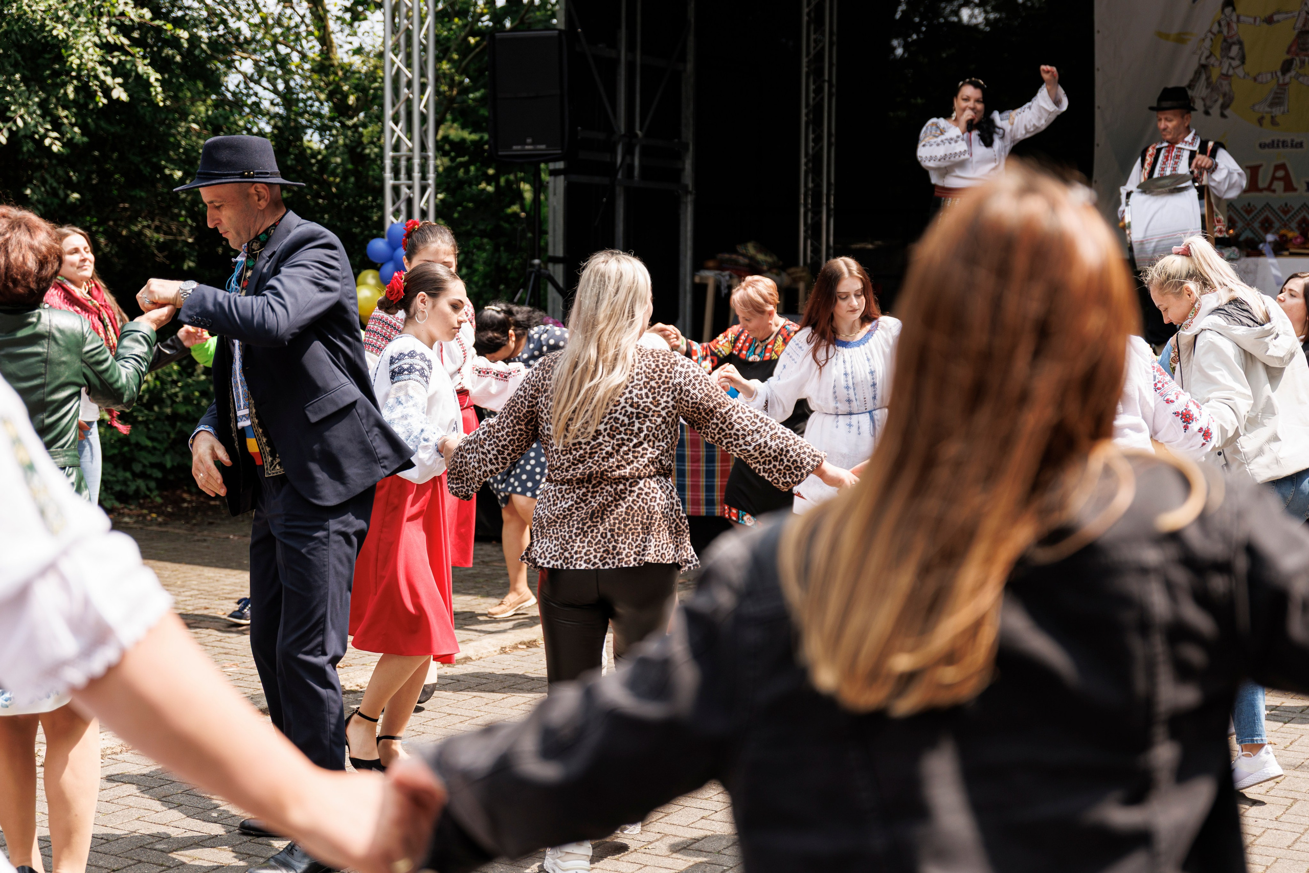 Hora Dorului 2025. Dienstleistungen