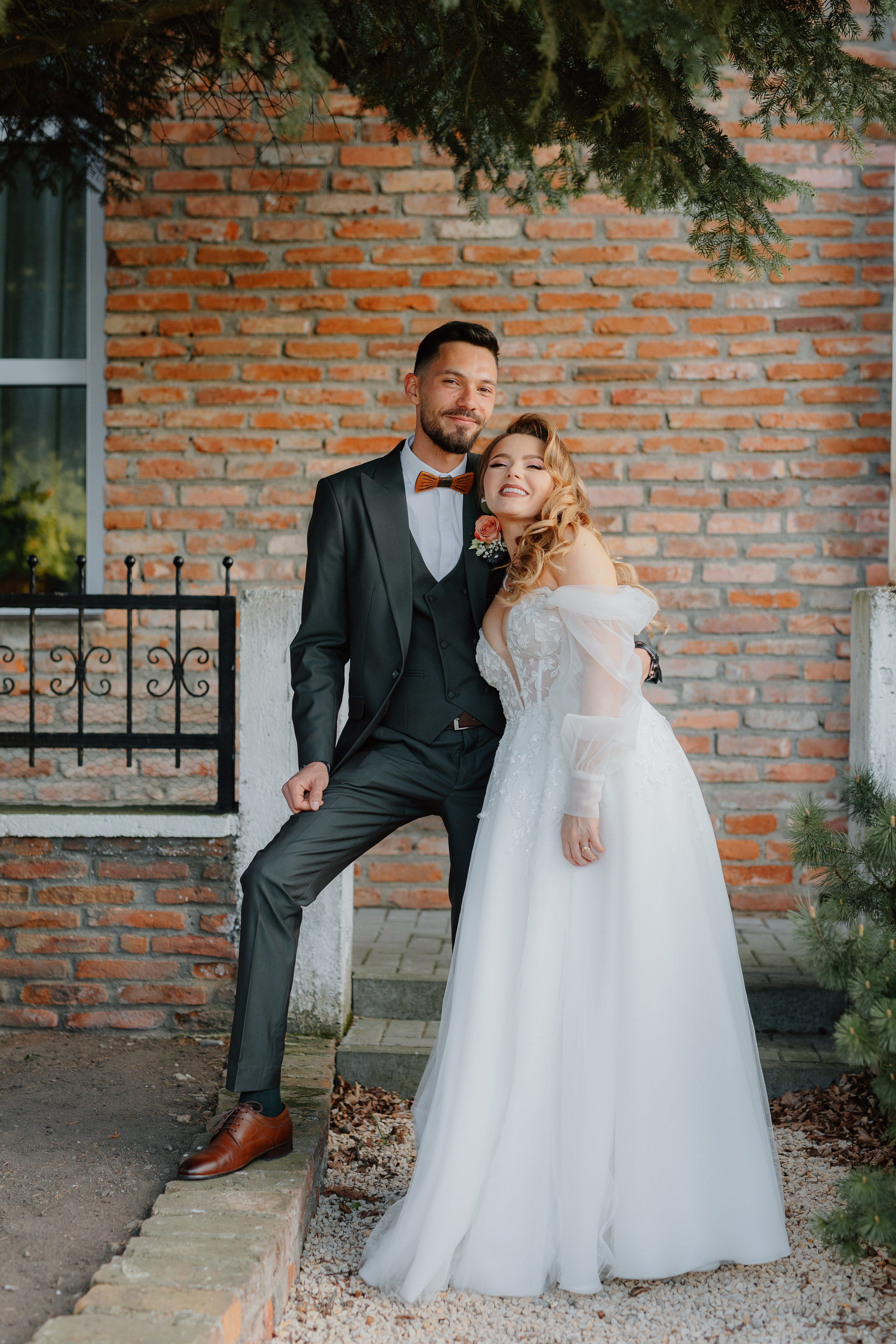 Nicoleta & Lucian. Main