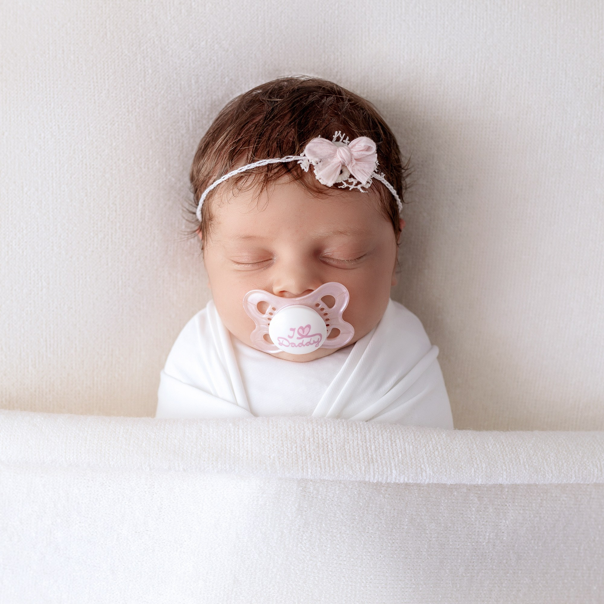 Newborn 2025. Svitlana Miahka fotografa a Genova