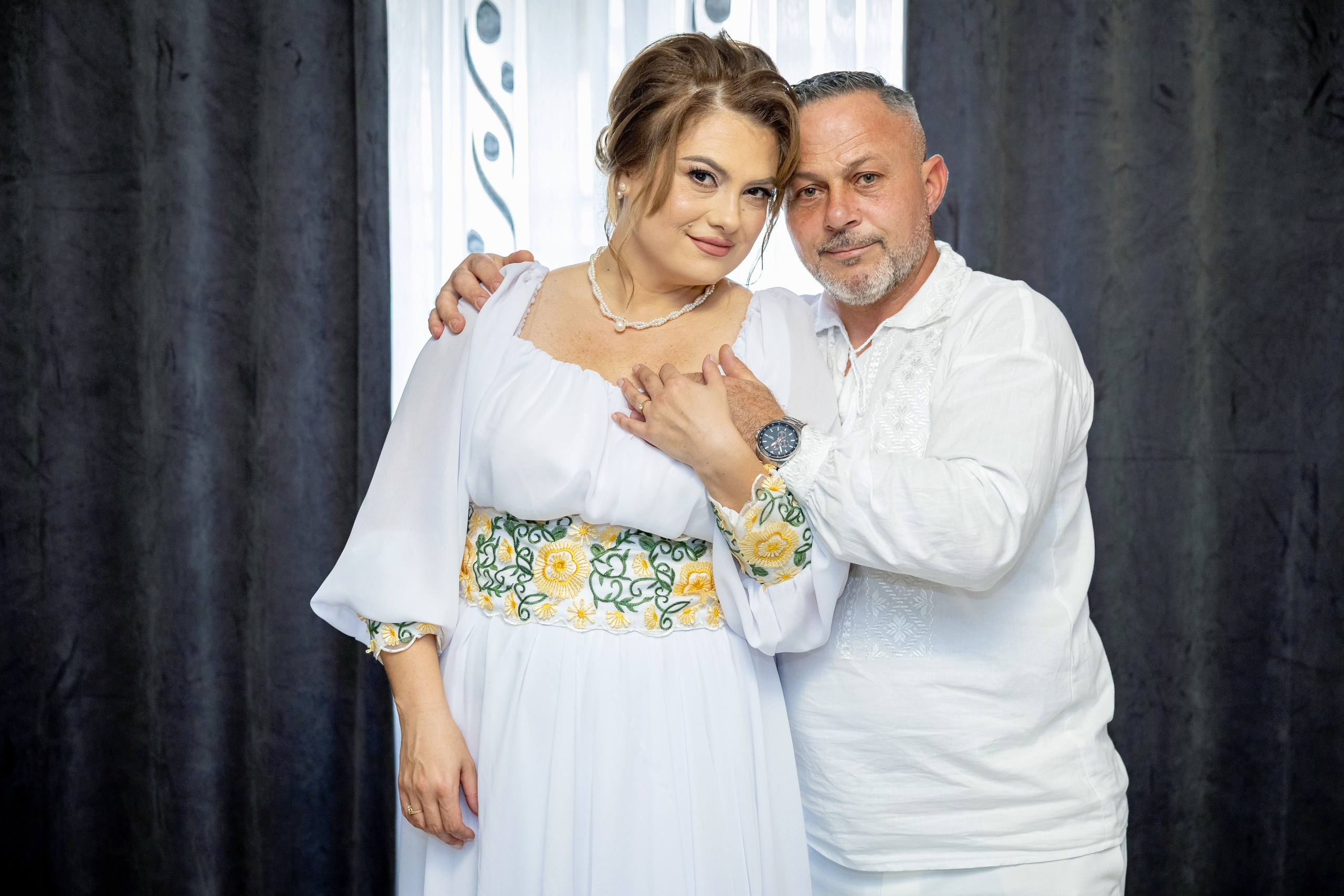 Andrei Sebastian. Moments By Gub