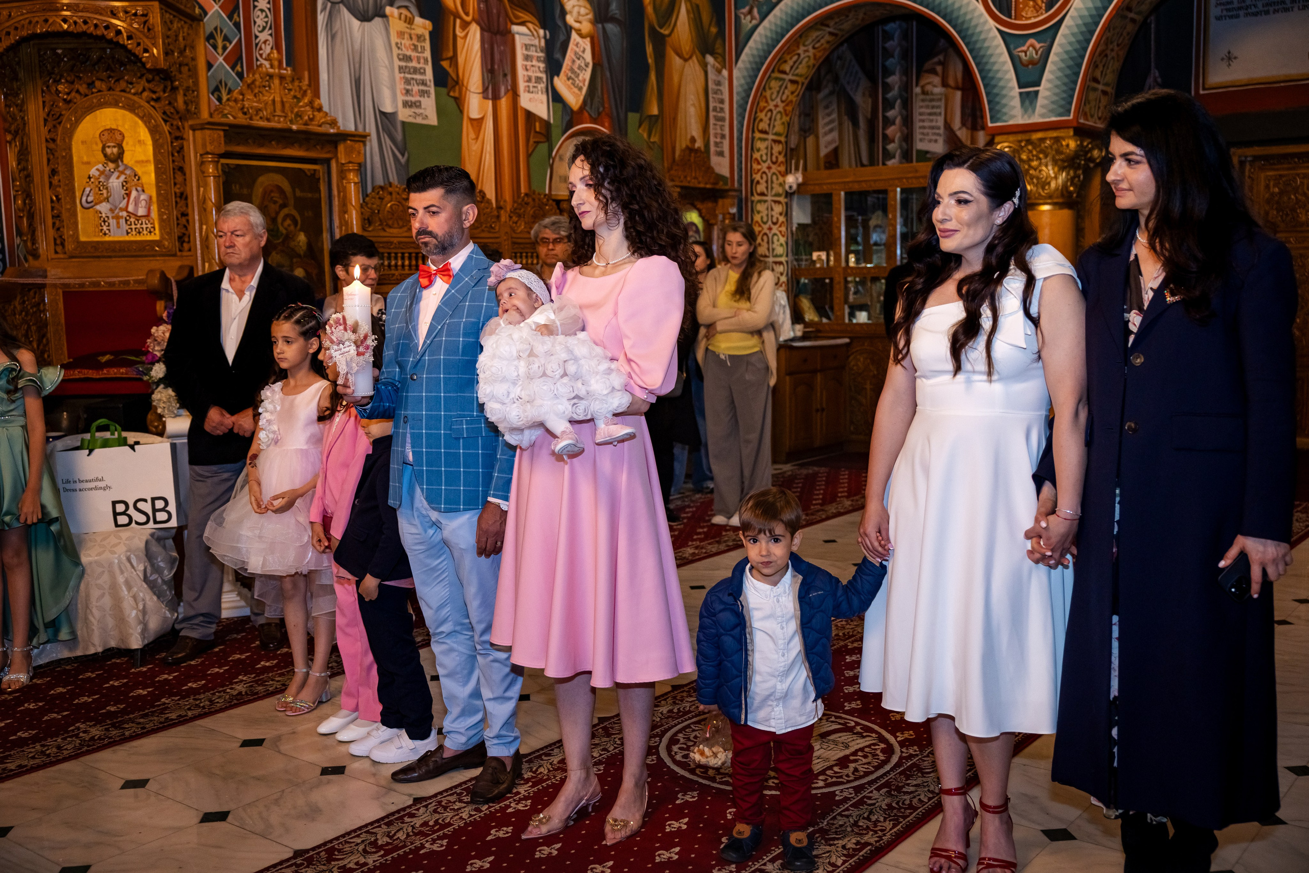 Iris Stefania. Moments By Gub