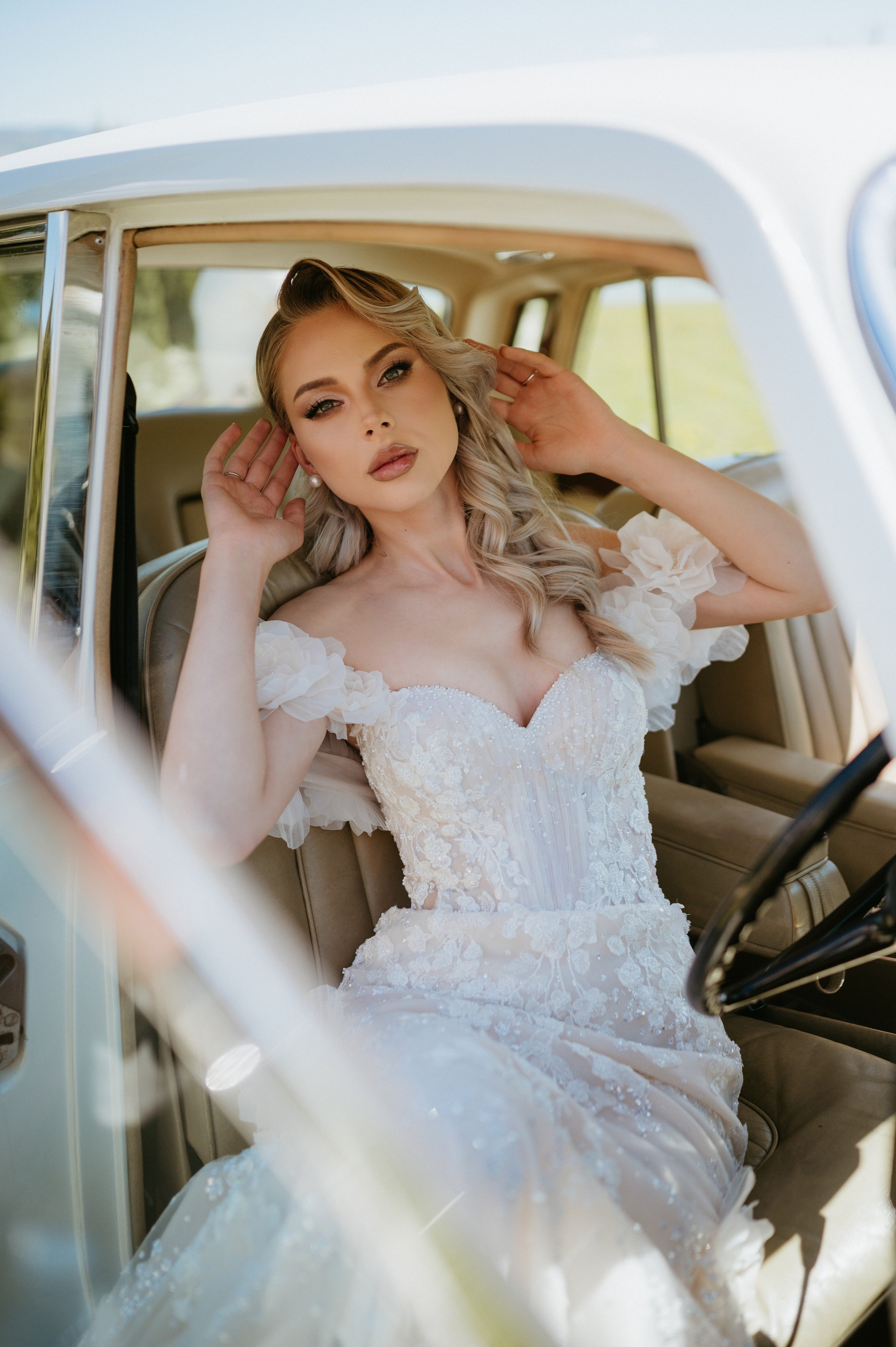 Cristina – Ședință foto bridal editorial | Valentin Melen. Valentin Melen - fotograf de nunta 🤍
