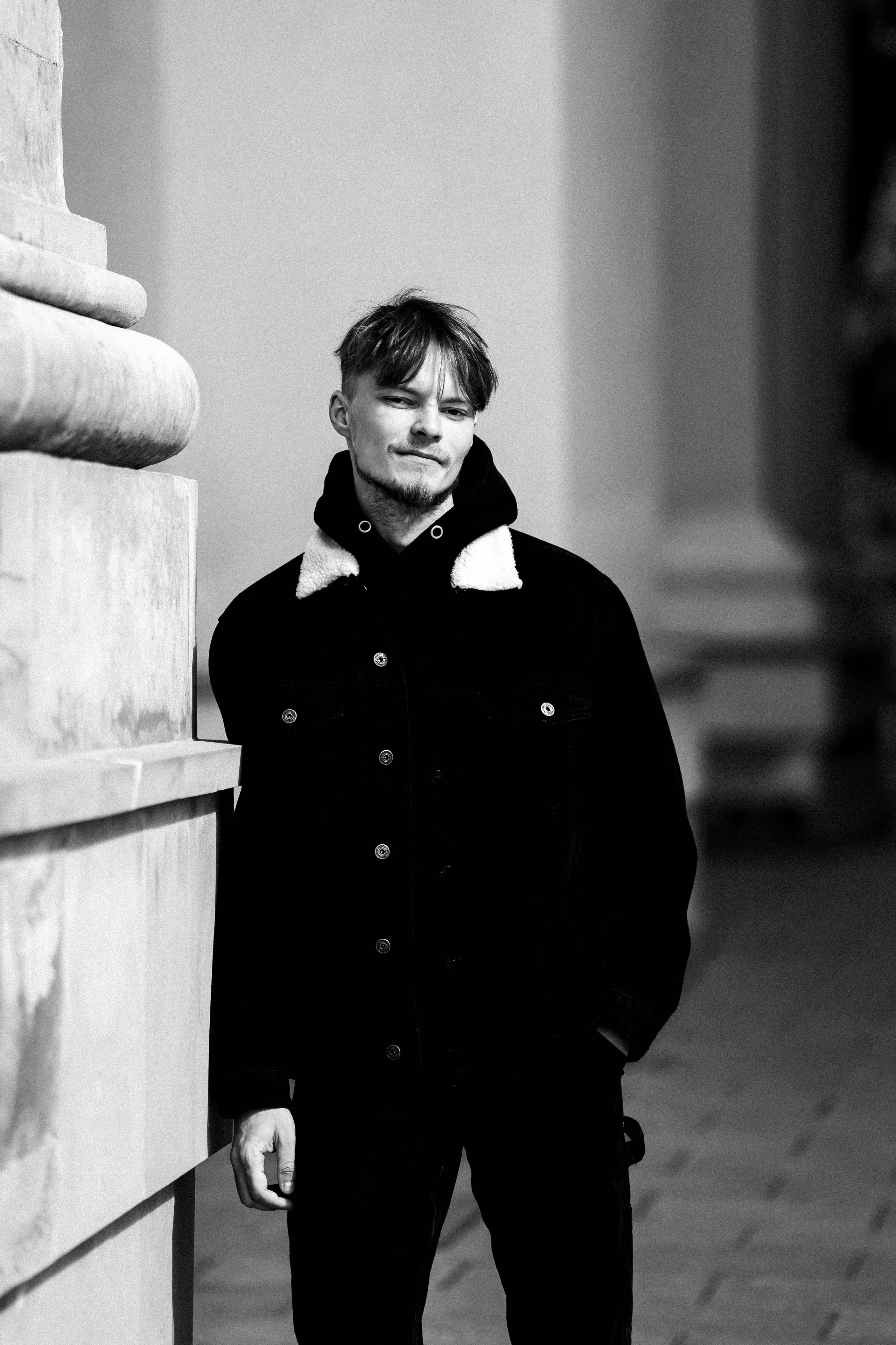 Almaidas. JEVGENIJ BALEZIN | Portretų fotografas | Vilnius