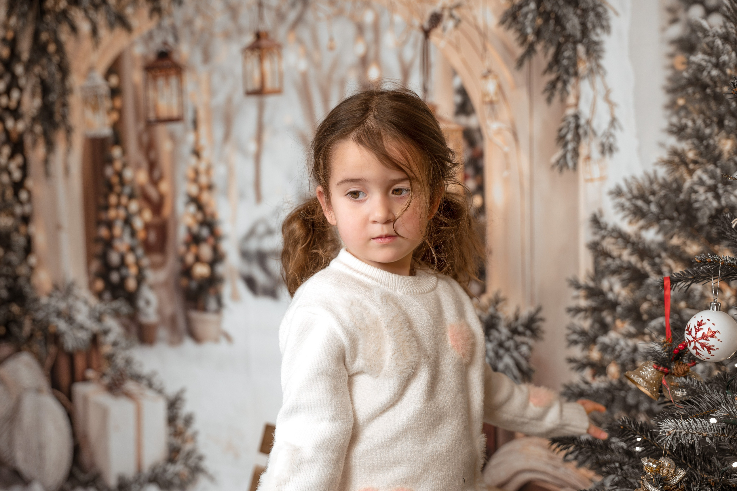 Christmas Sessions at Studio Momenty — Making Memories, Not Just Photos