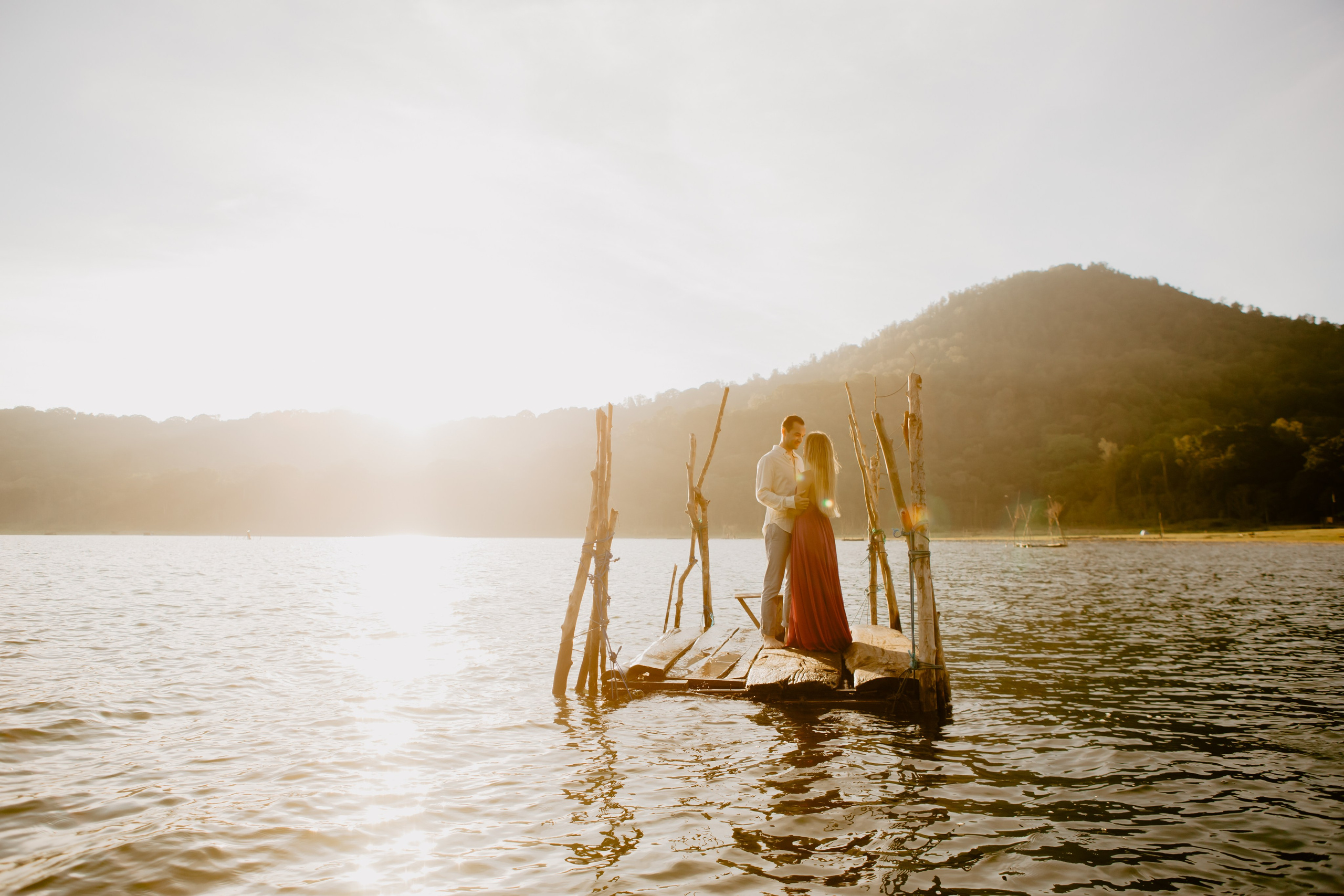 Honeymoon photo shoot in Bali. Female Photographer in Bali