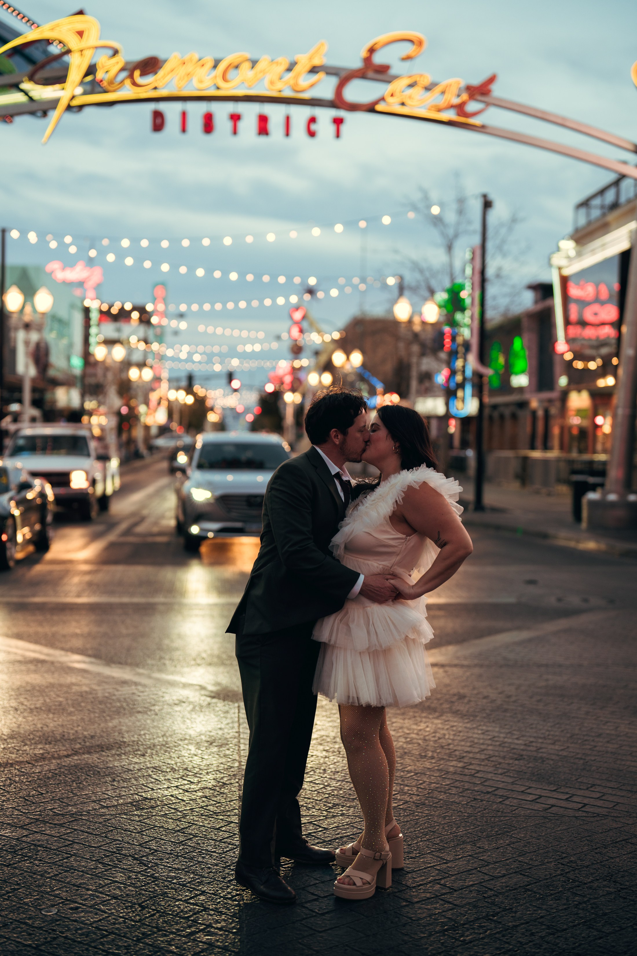 Grace&Jesse. Wedding & elopement photographer Viktoriya Kravtsov. Las Vegas