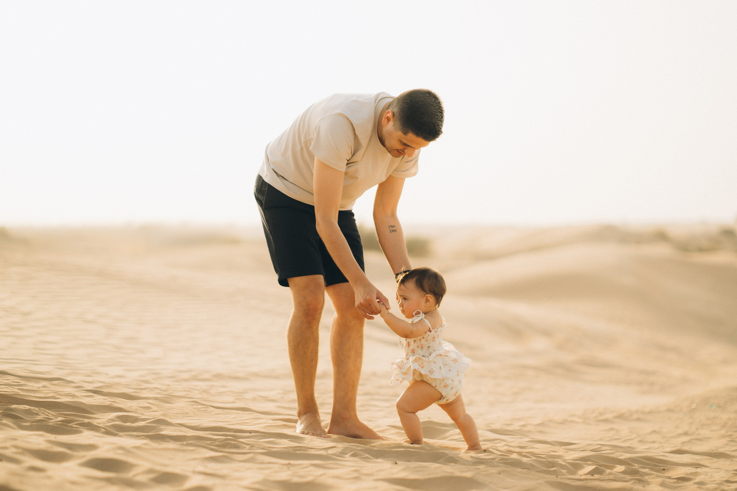 Sunset in the desert. Angela Iakovleva — Family Photographer in Dubai
