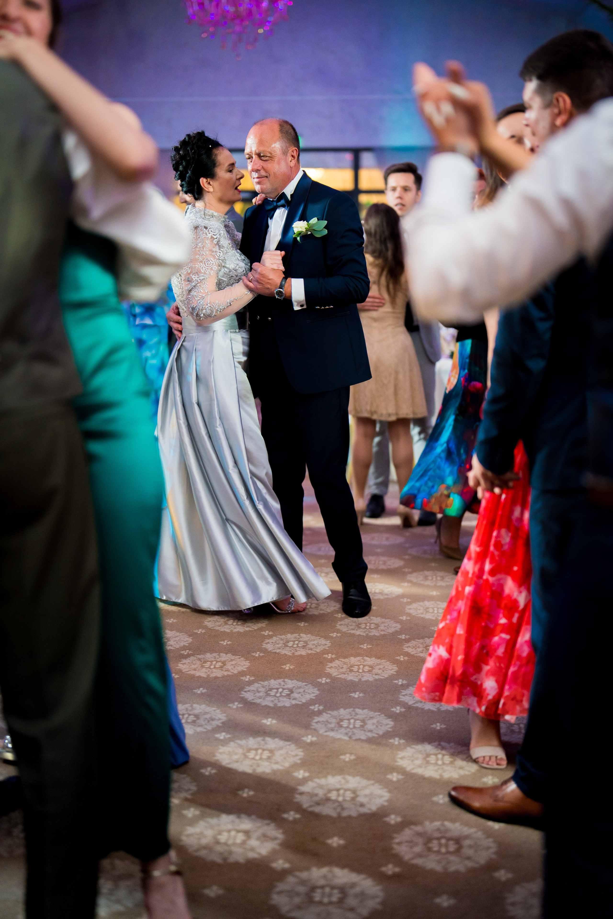 PARTY. Gabriel Florea — Fotograf nuntă București