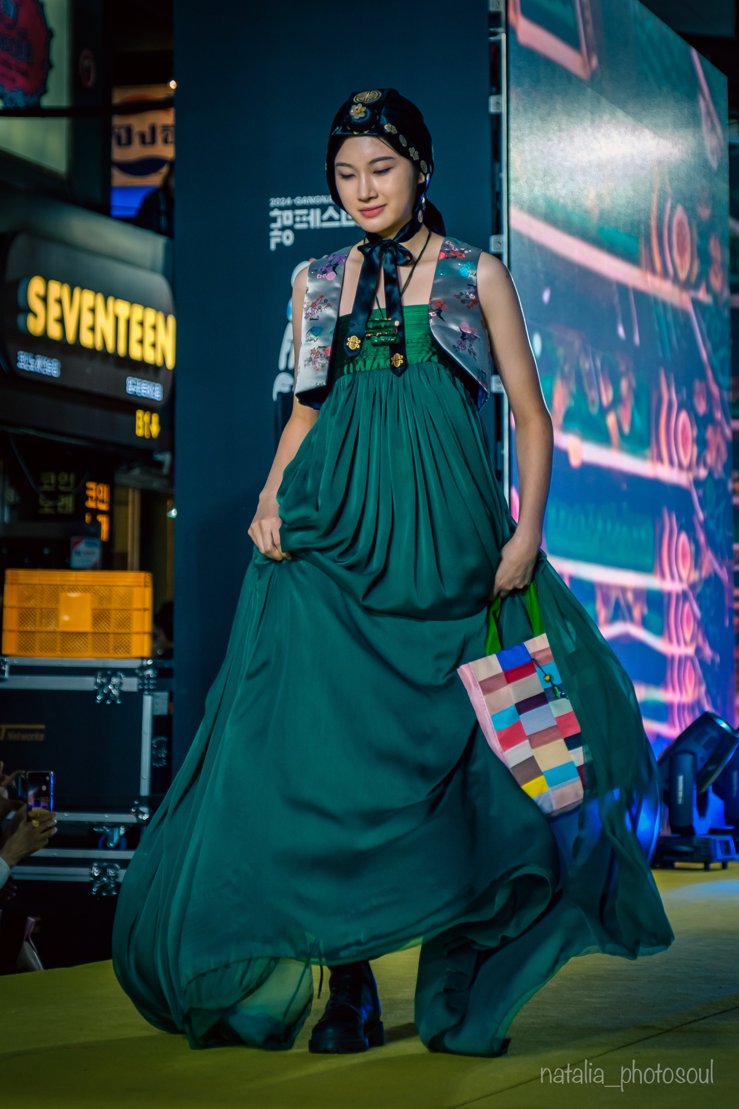 KOREAN TRADITIONAL COSTUME. Photographer in Seoul Dobrokvashina Natalya