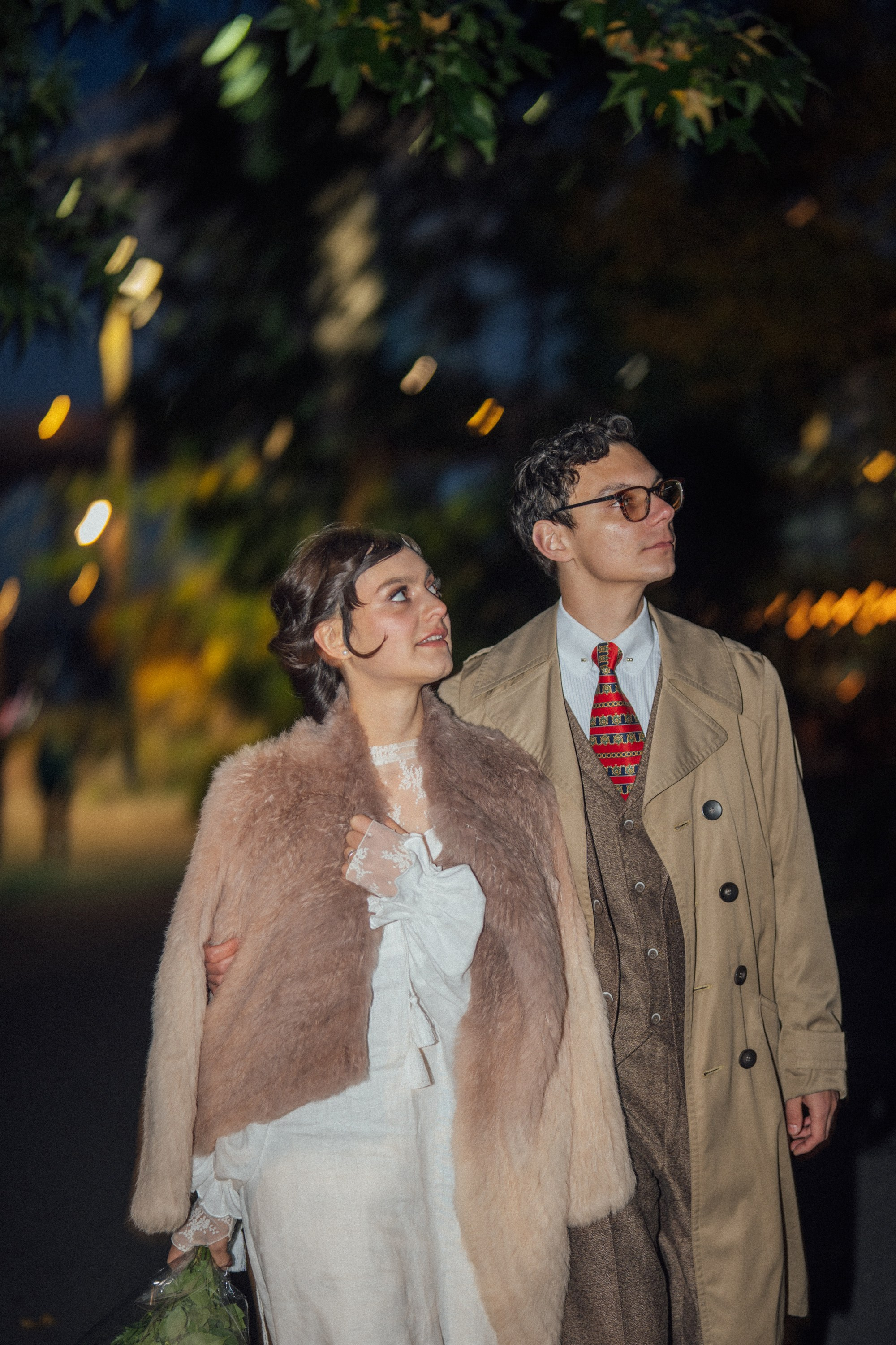 Wedding photo shoot in Dumbo, Brooklyn. Portrait and wedding photographer in New York
