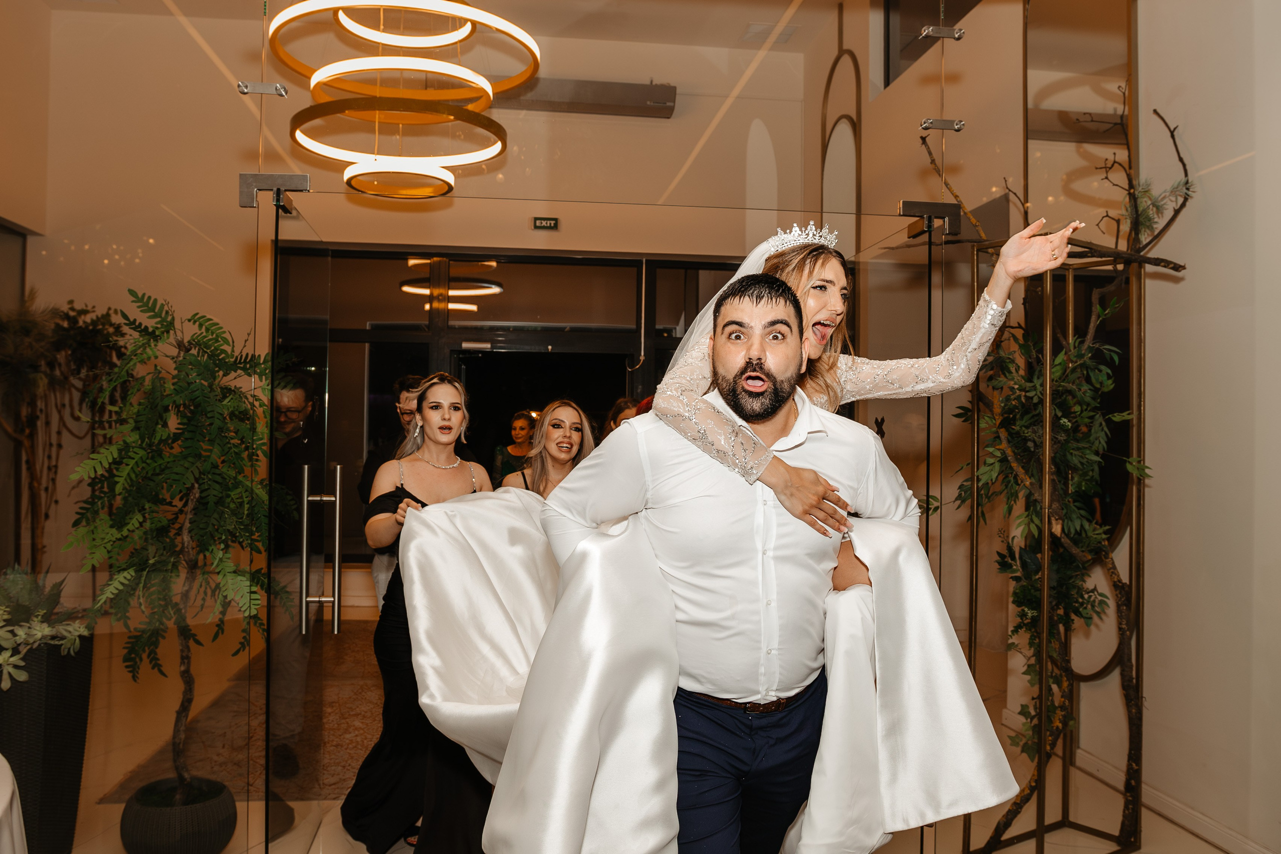 Cristina si Cristian. Ionut Brehuescu — Fotograf