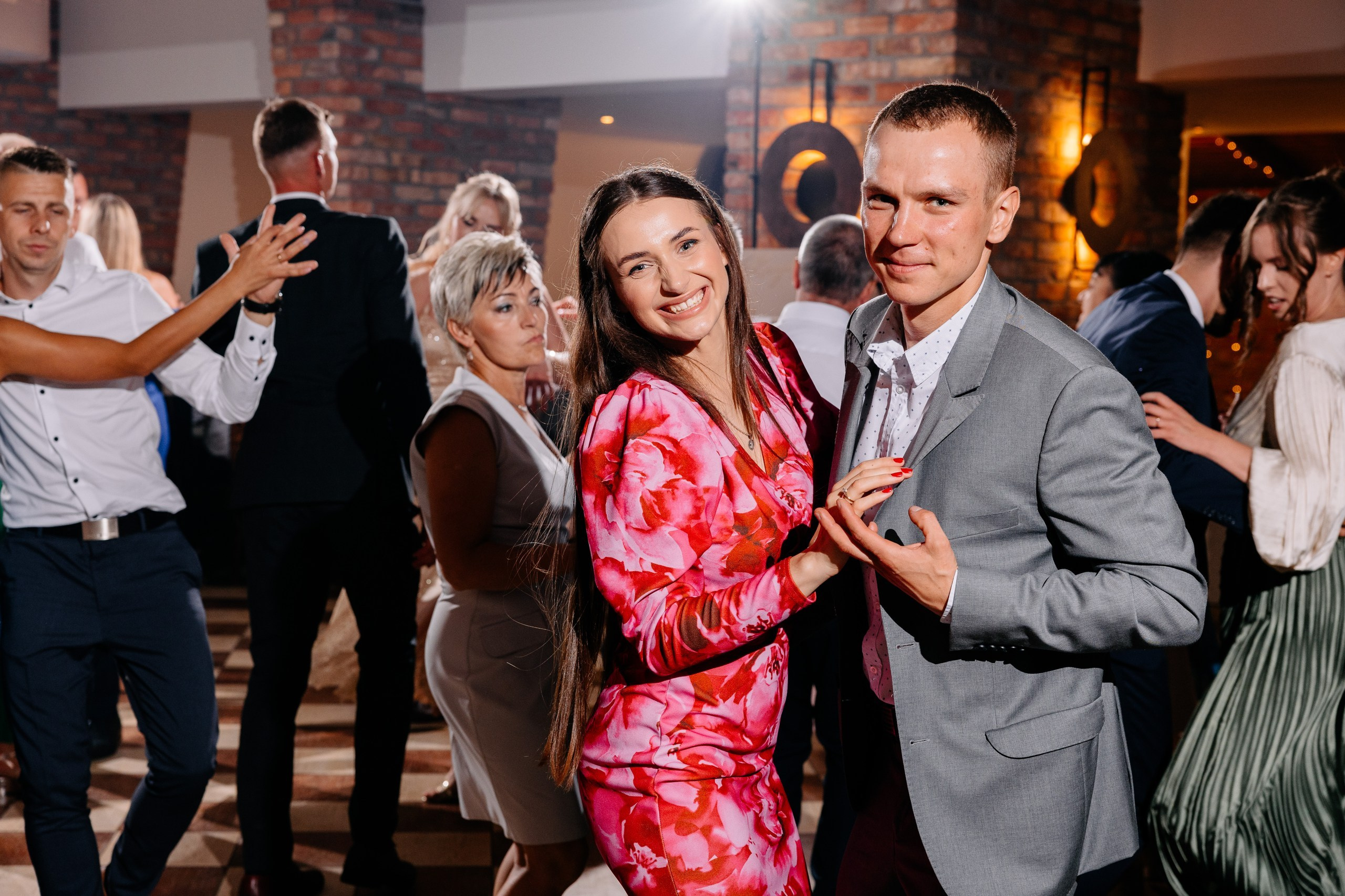 Klaudia ♡ Adrian. Fotograf Ślubny Warszawa - Sesje Biznesowe Rodzinne Eventy