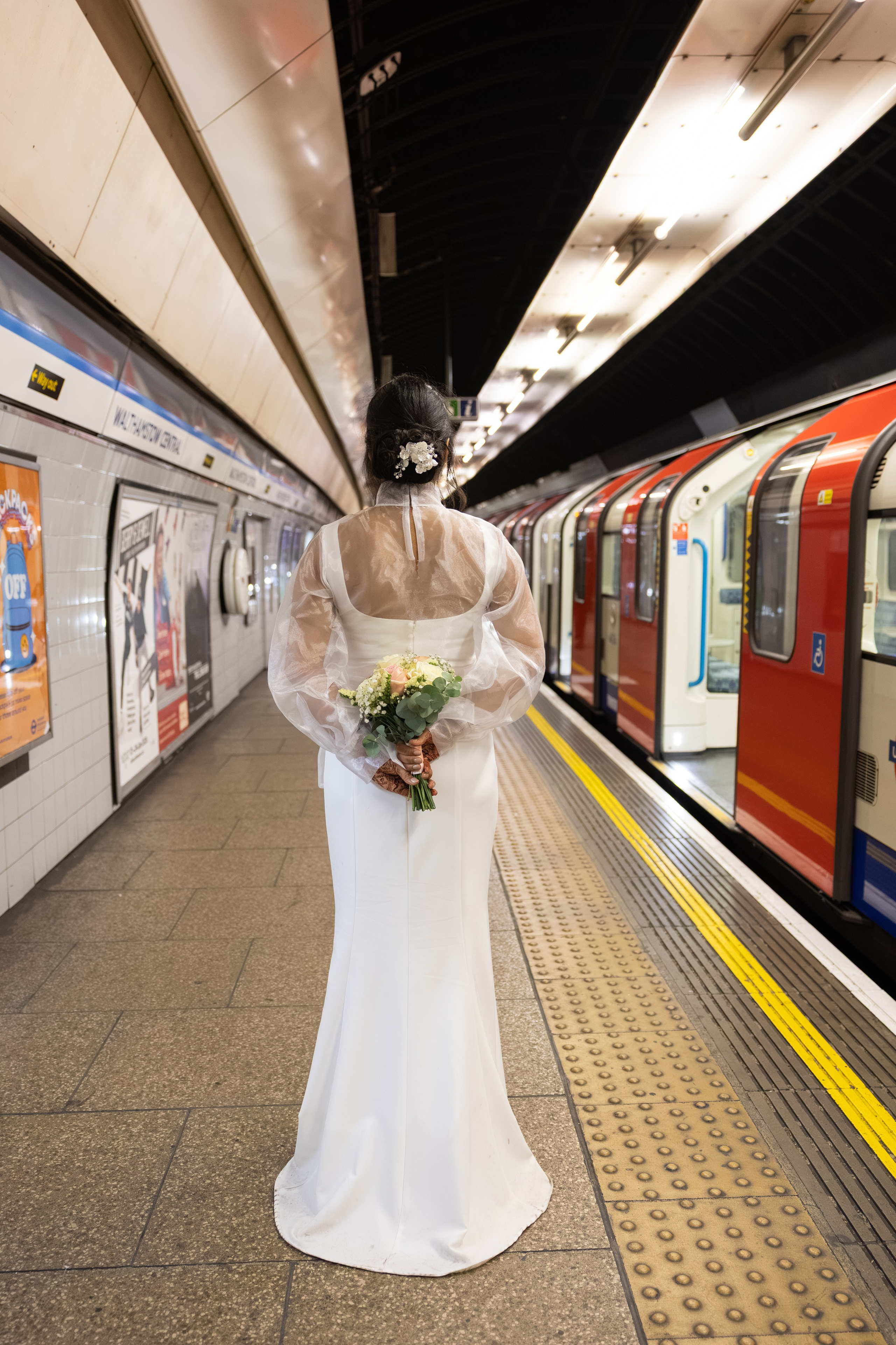 Couples|Elopement|Weddings. PHOTOGRAPHER IN LONDON