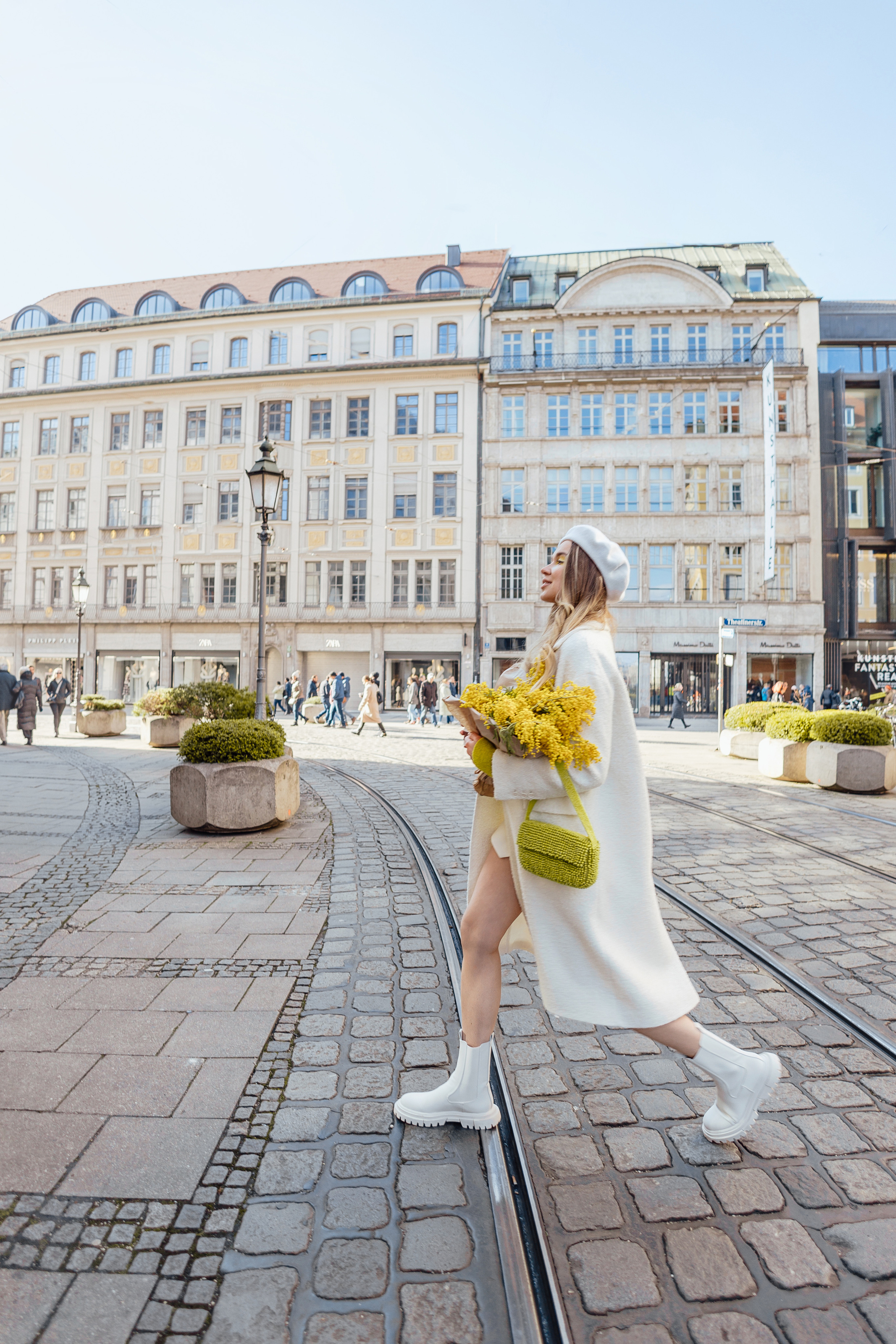 MAIN ALBUM. Family photograph in Munich Anastasia Vorobtsova