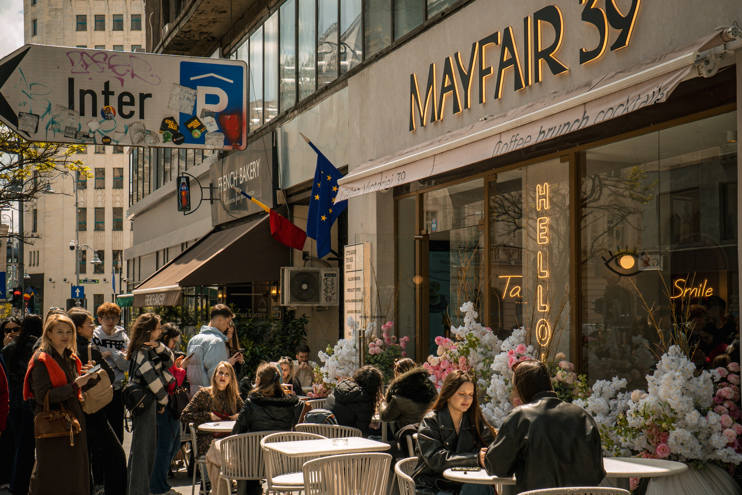 Mayfair 39. Creste si calatoreste