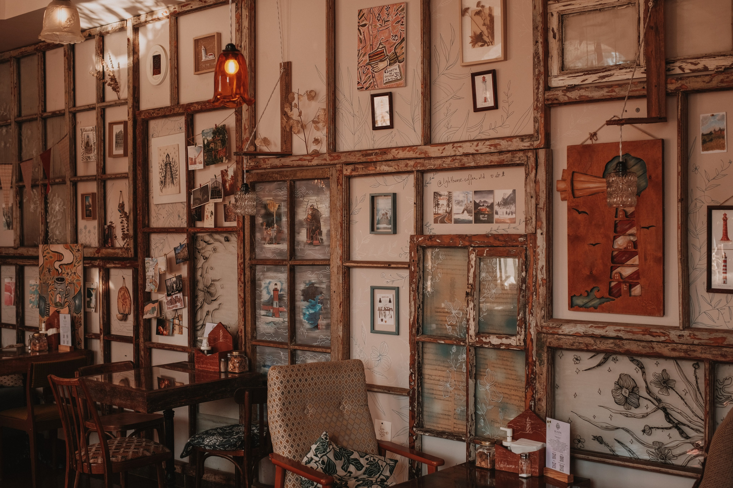 Lighthouse Coffeeshop. Lens Captures Life