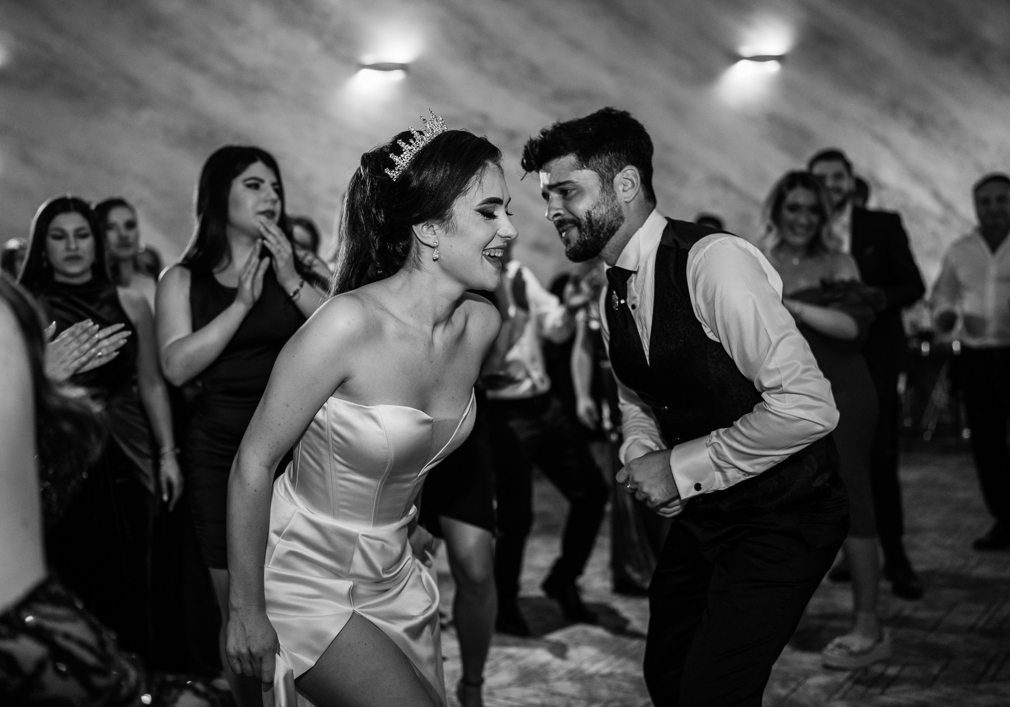Daniela & Iuli. Acasă