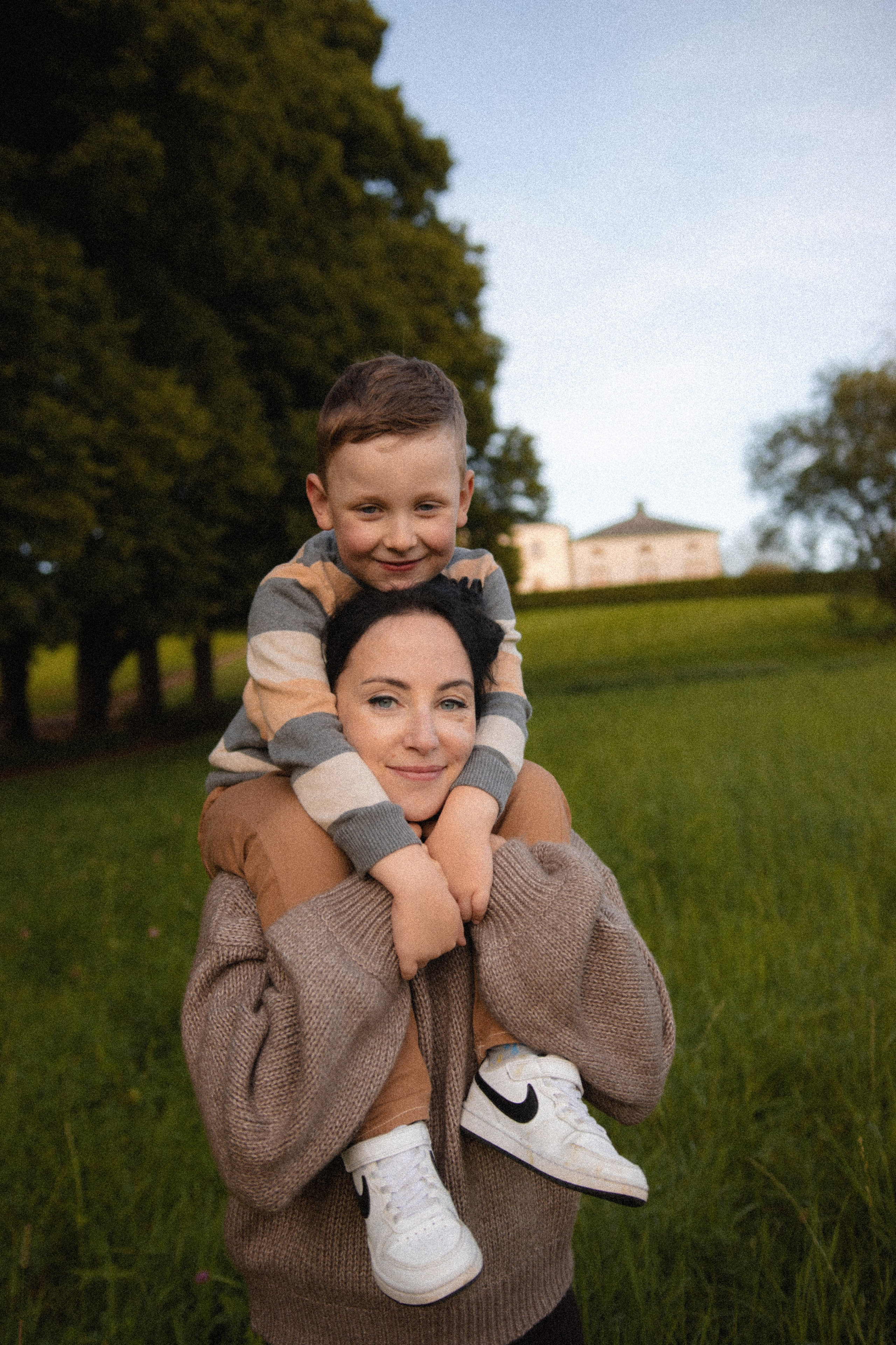 Mother and son’s story. Photographer in Gothenburg Aleksandra Stroganova