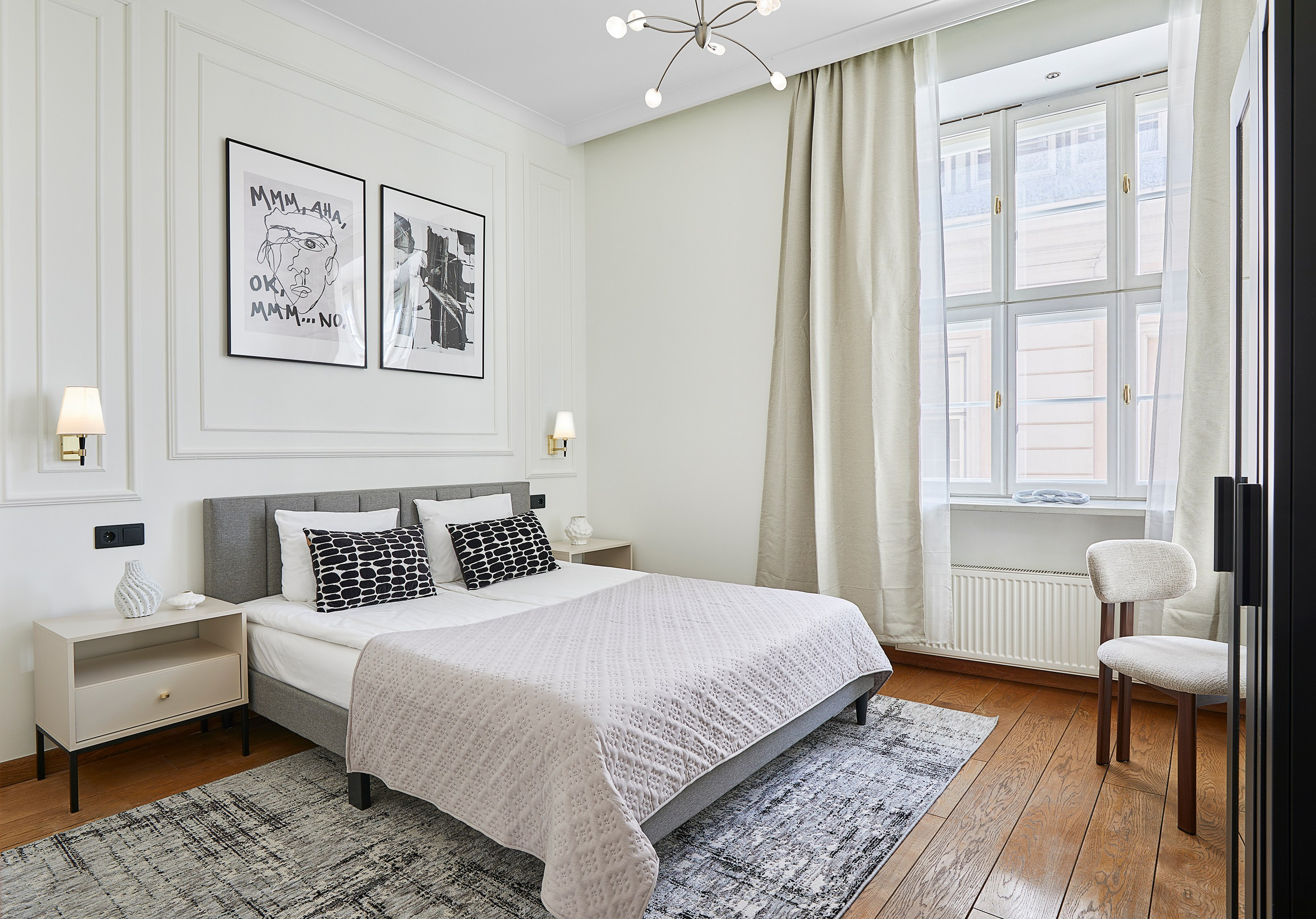 The photograph shows a bedroom in Tallinn's Old Town. Photographer Roman Djuzev.